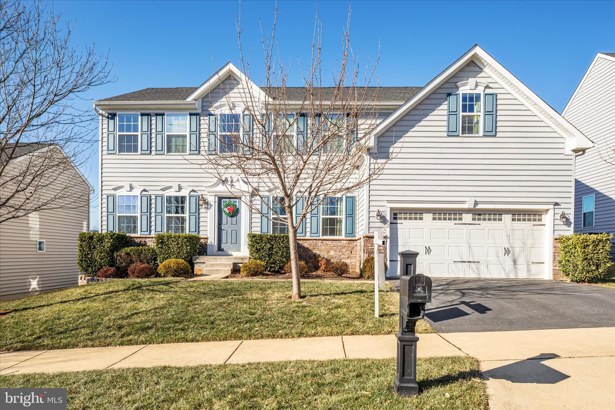 LOVETTSVILLE TOWN CENTER - Residential