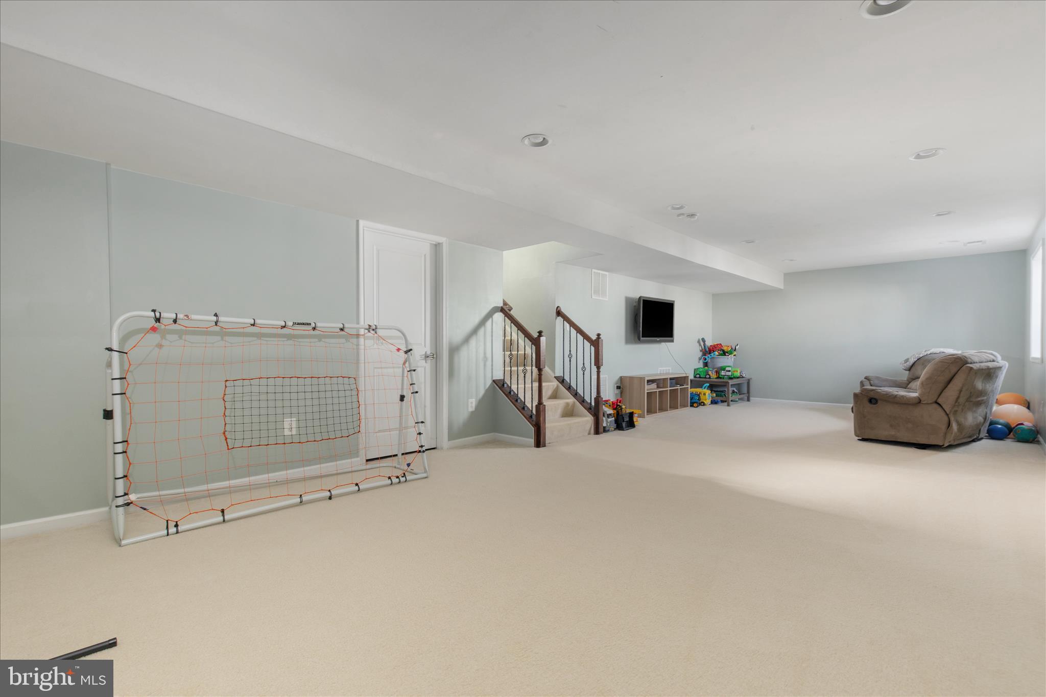 LOVETTSVILLE TOWN CENTER - Residential