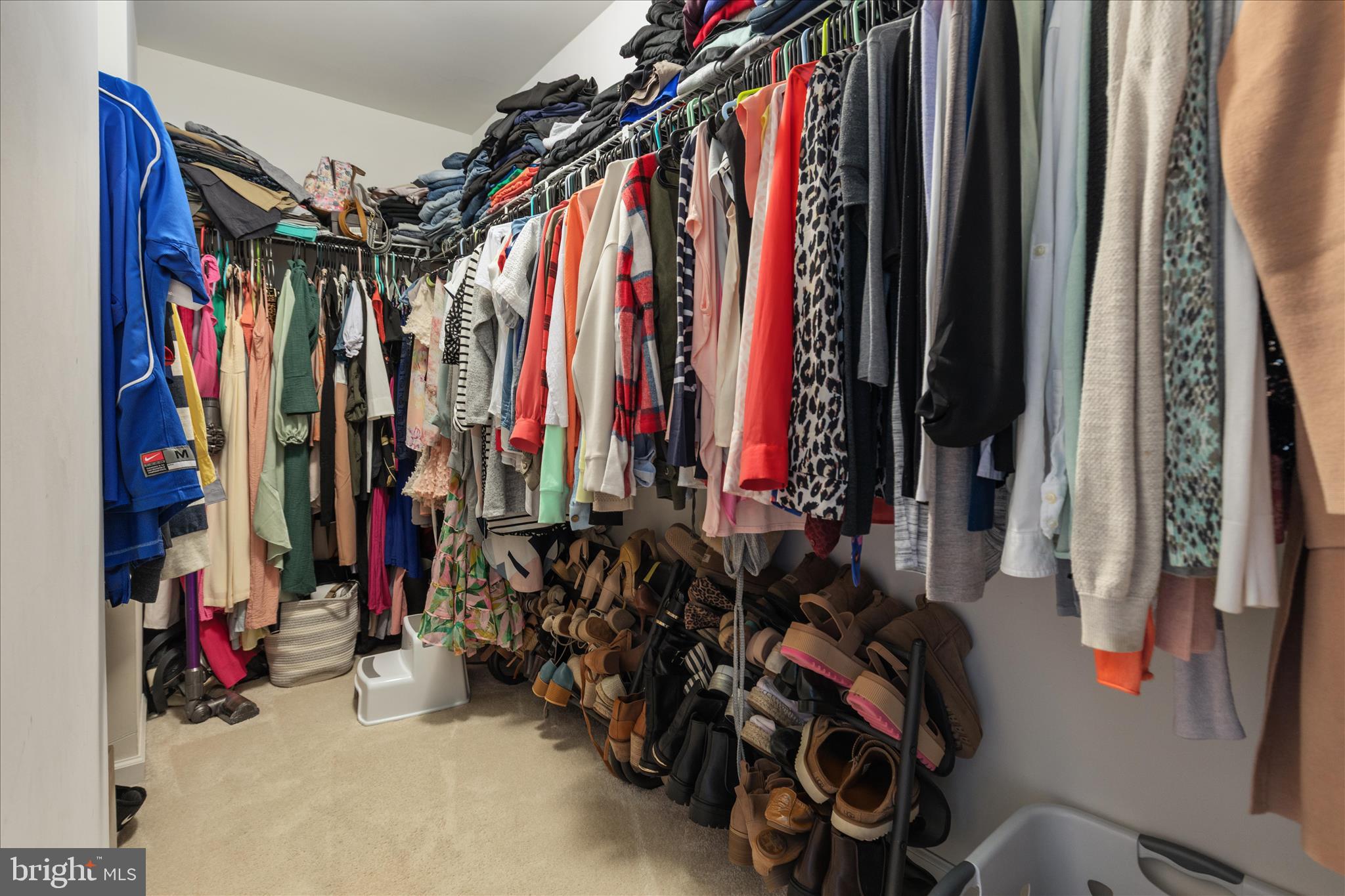 LOVETTSVILLE TOWN CENTER - Residential