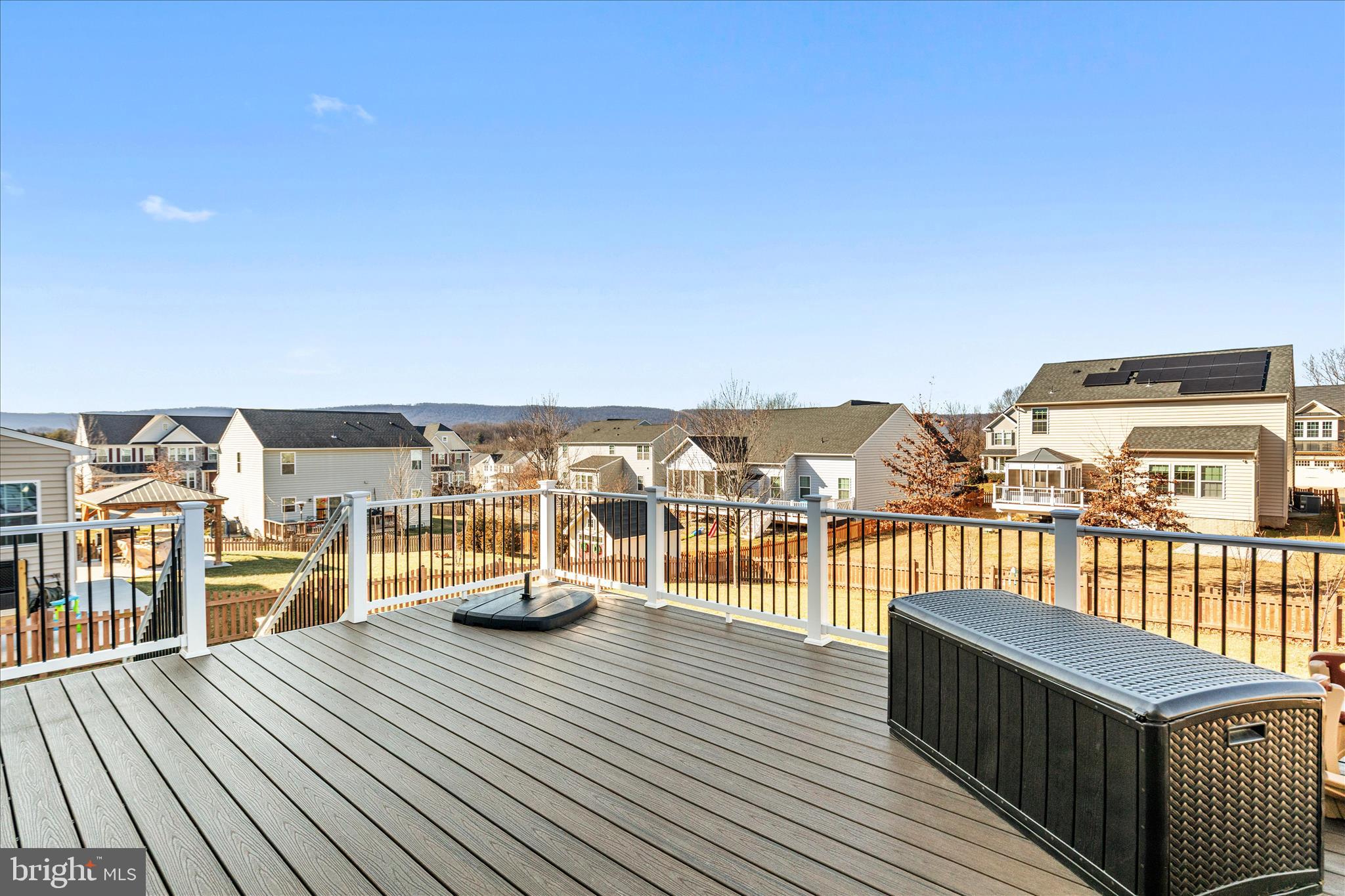 LOVETTSVILLE TOWN CENTER - Residential