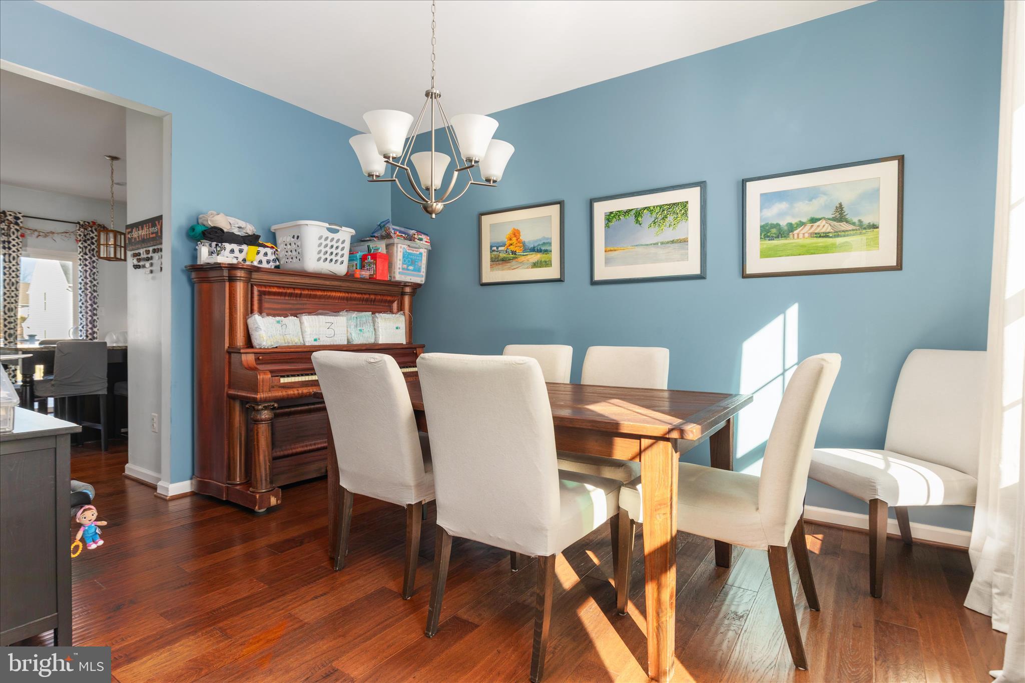 LOVETTSVILLE TOWN CENTER - Residential