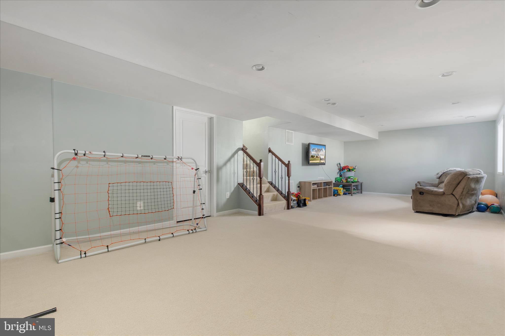 LOVETTSVILLE TOWN CENTER - Residential