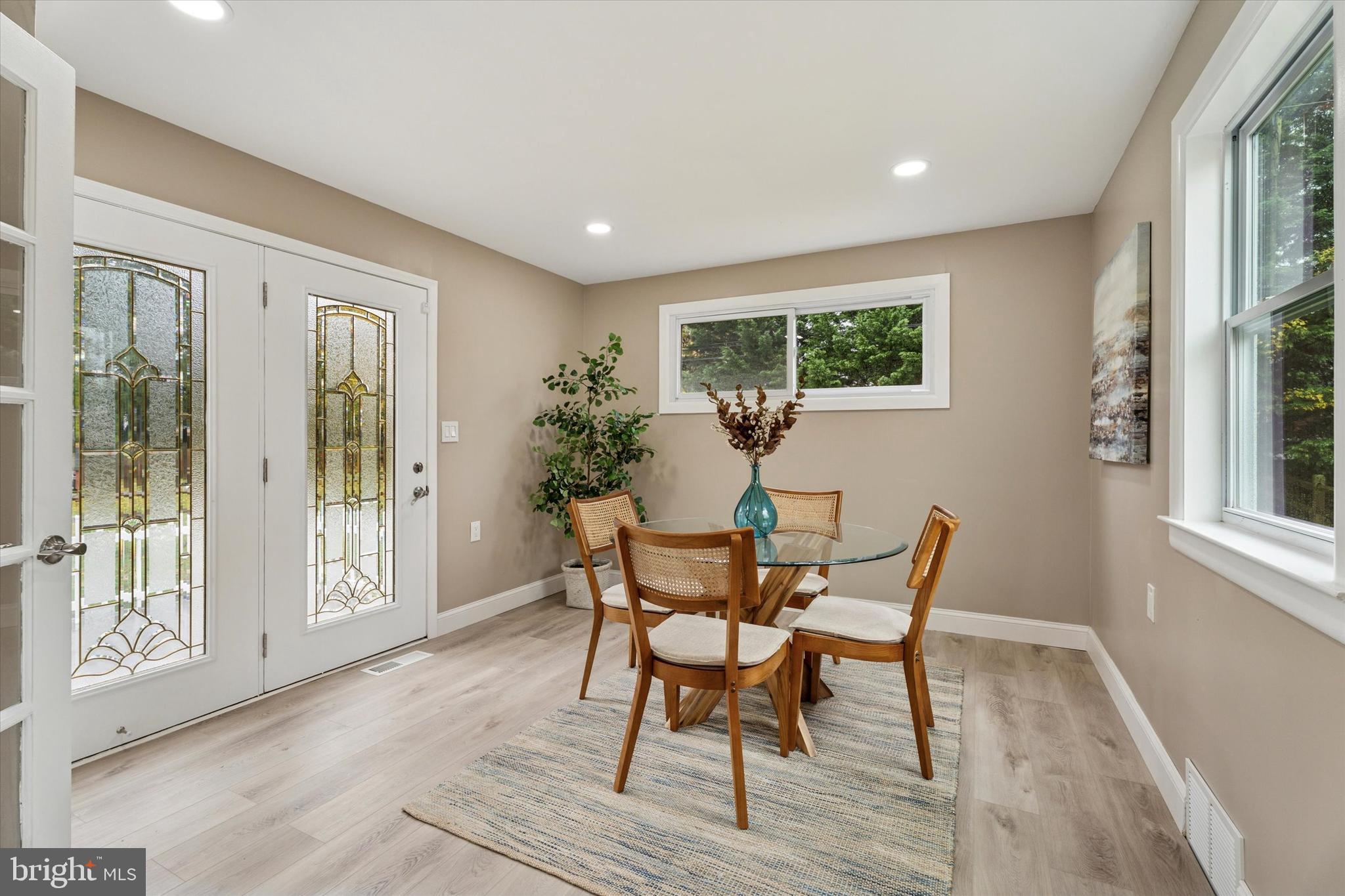 THE SUMMIT - Residential