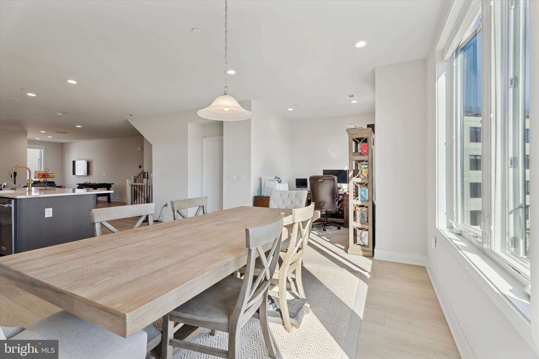 OVERLOOK AT TOWN CENTER - Residential