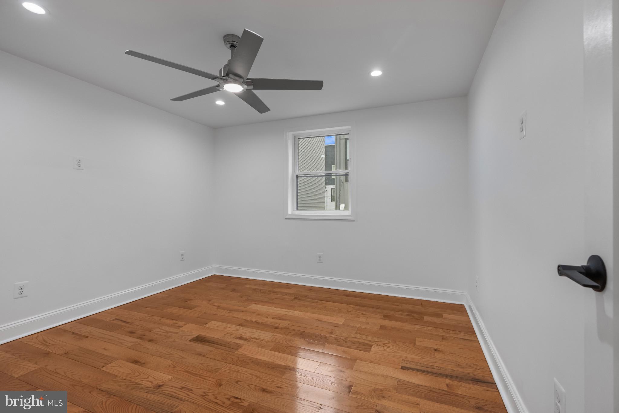 PHILADELPHIA (SOUTH) - Residential