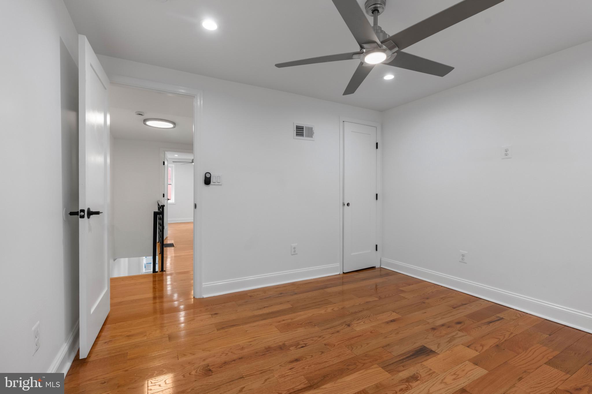 PHILADELPHIA (SOUTH) - Residential