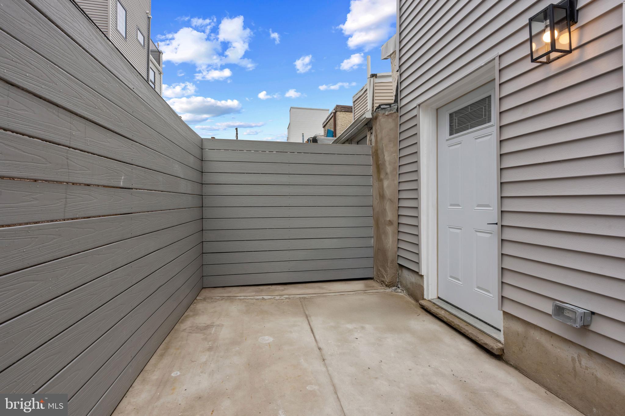 PHILADELPHIA (SOUTH) - Residential