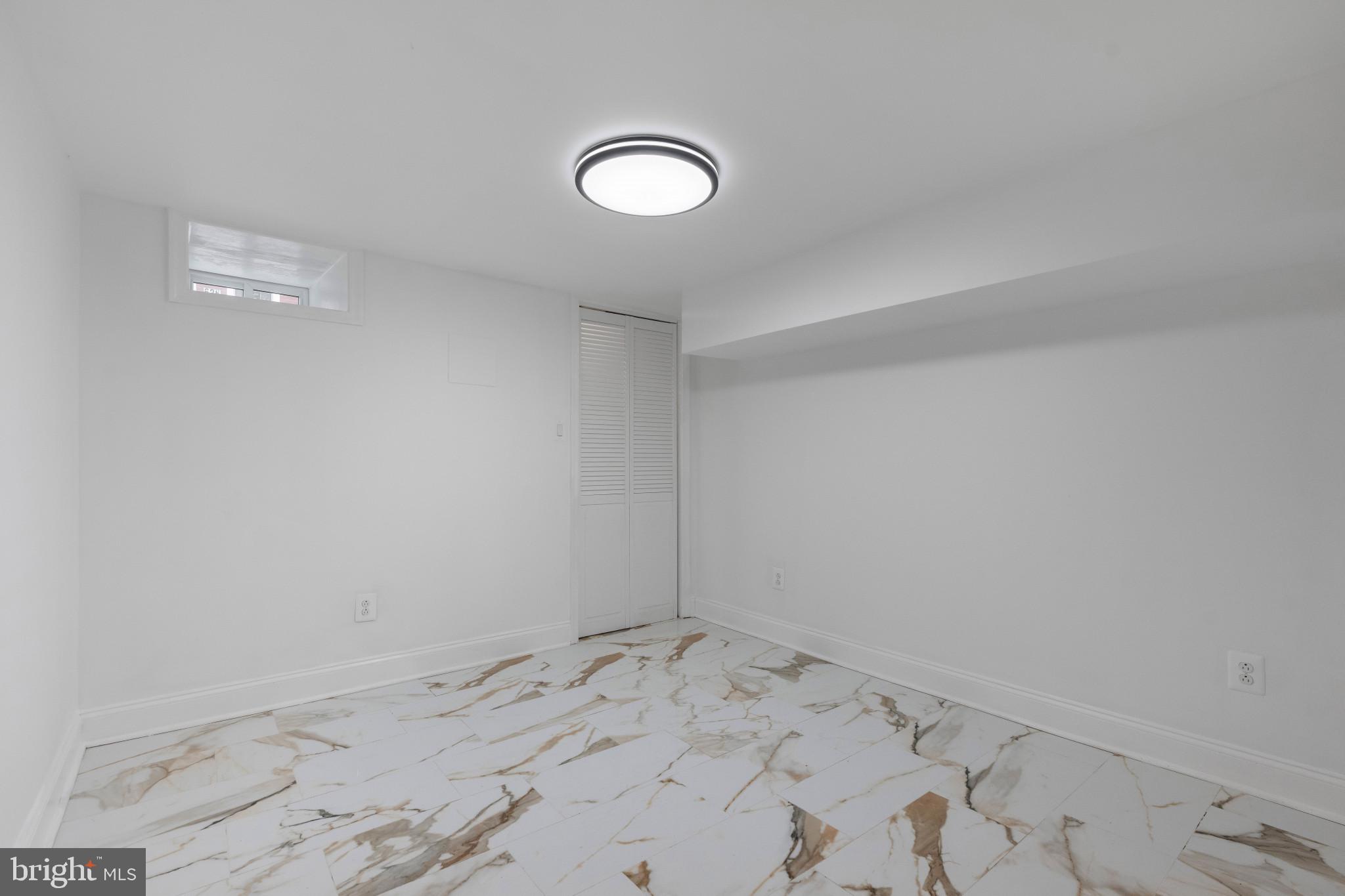 PHILADELPHIA (SOUTH) - Residential