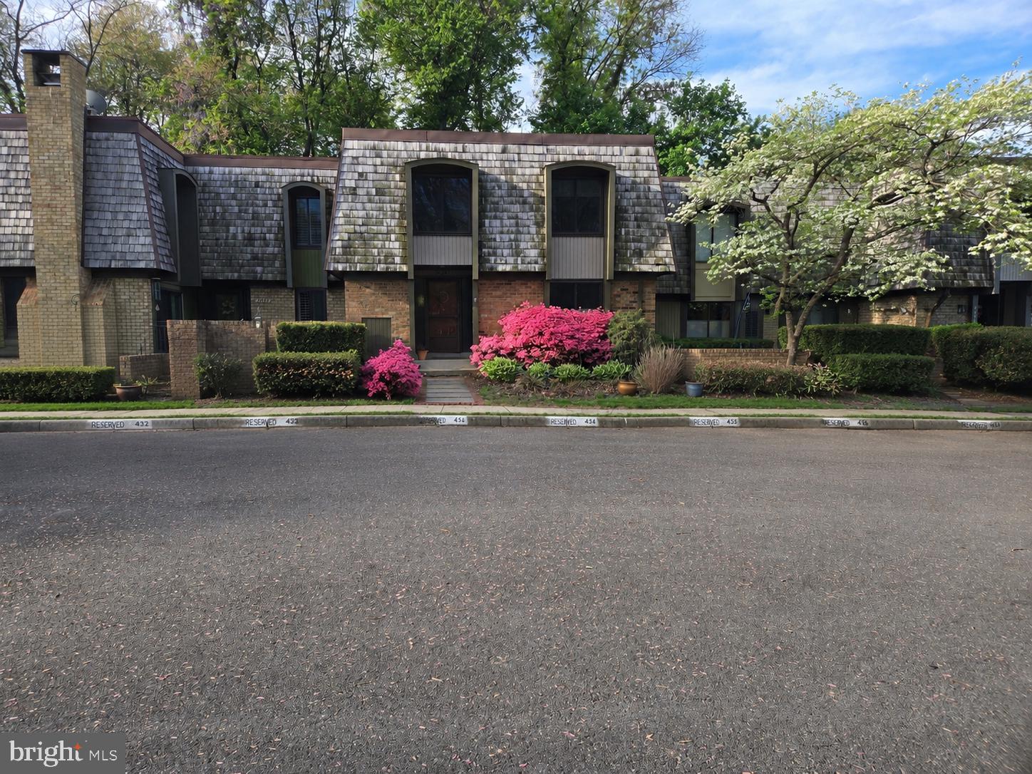 HIGHFIELD - Residential