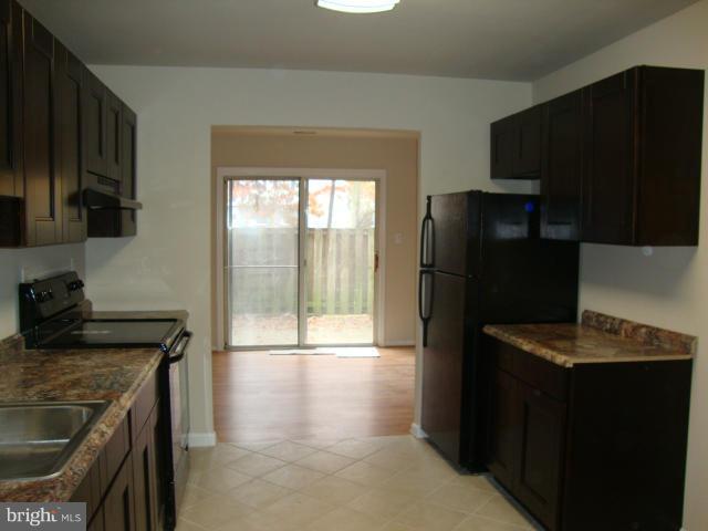 ST CHARLES BANNISTER - Residential Lease