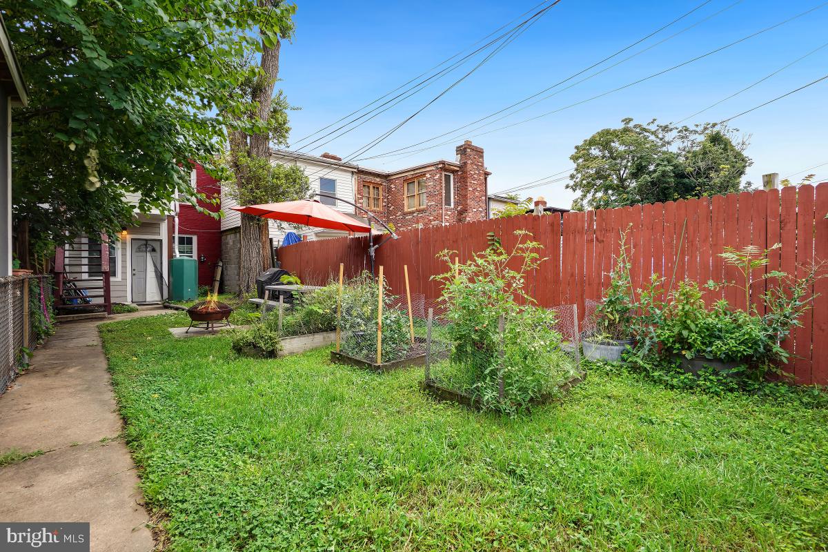 330 20TH STREET NE A