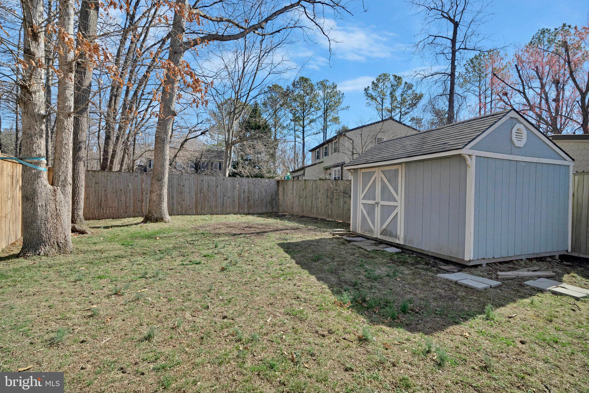 FOX MILL ESTATES - Residential