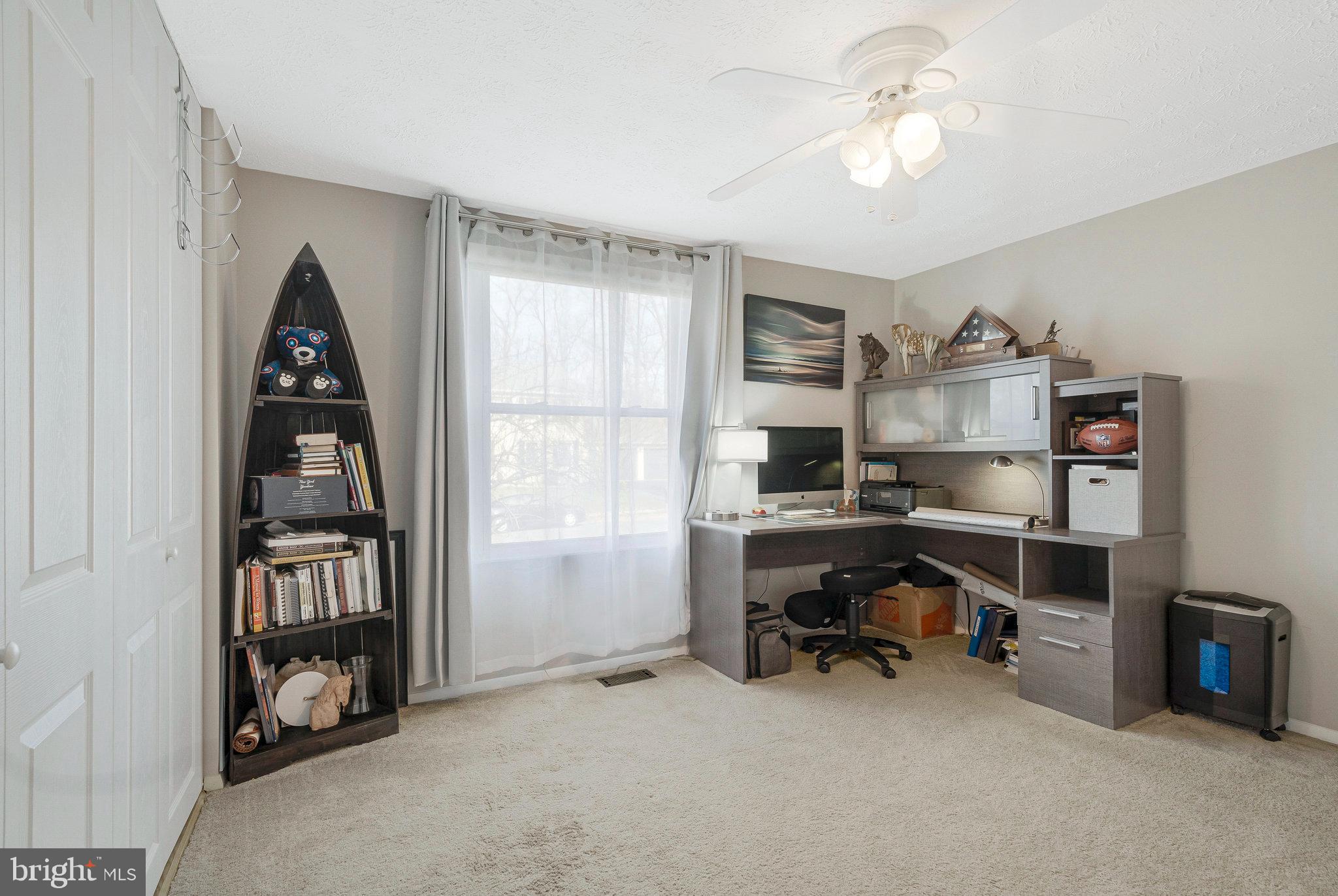 FOX MILL ESTATES - Residential