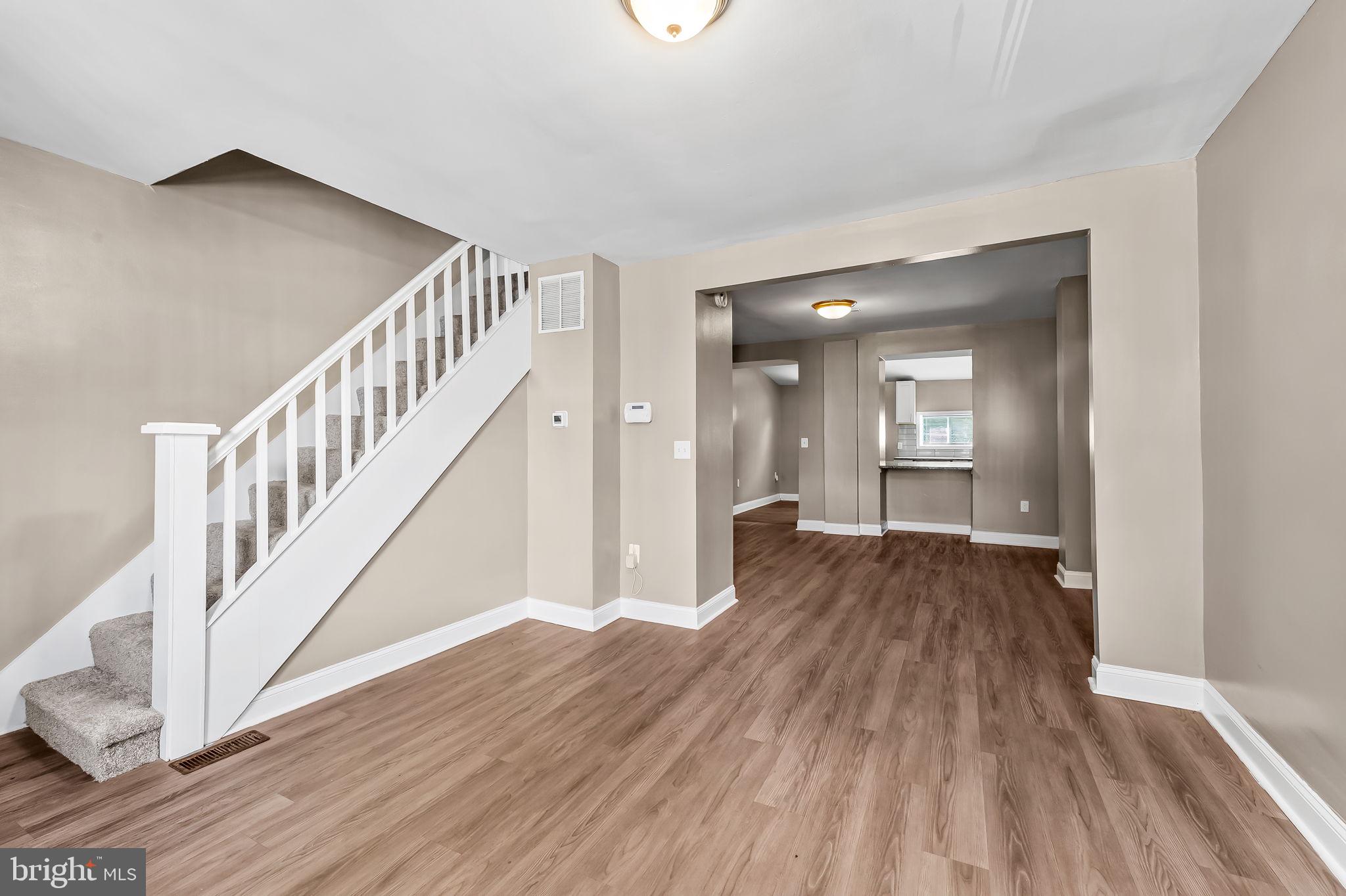 FOUR BY FOUR - Residential