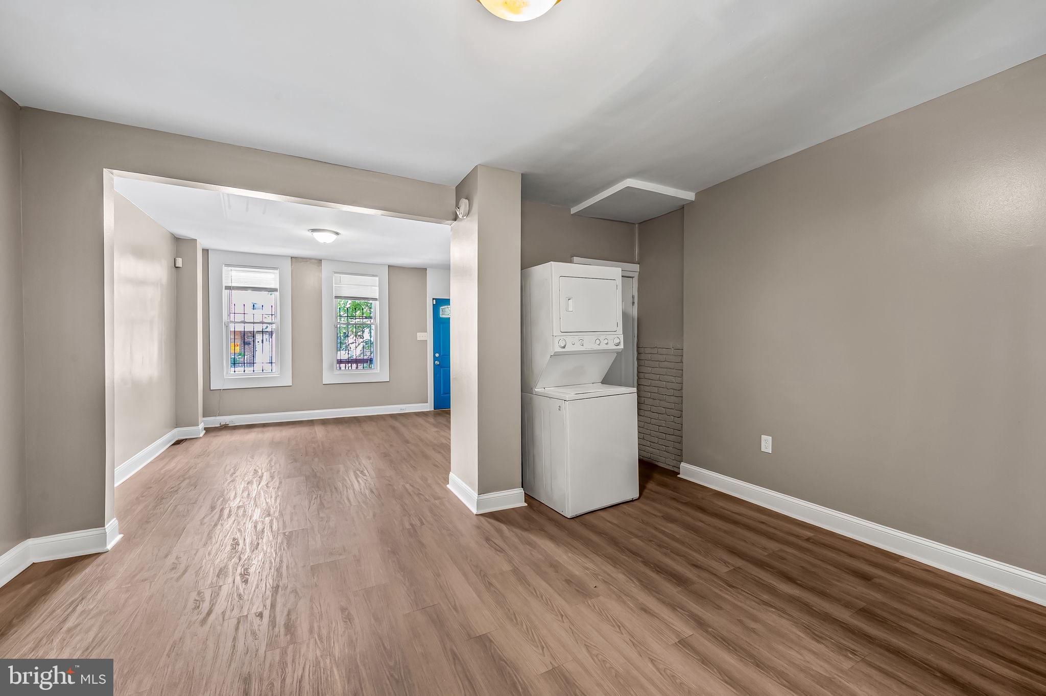 FOUR BY FOUR - Residential