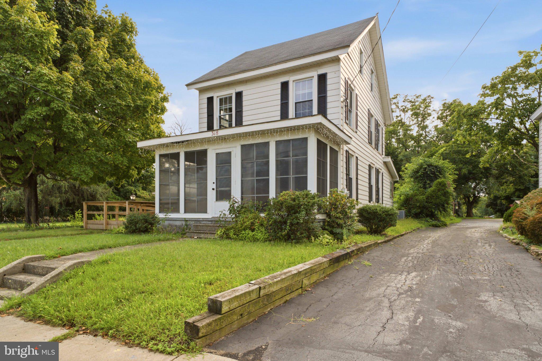 318 S MAIN STREET