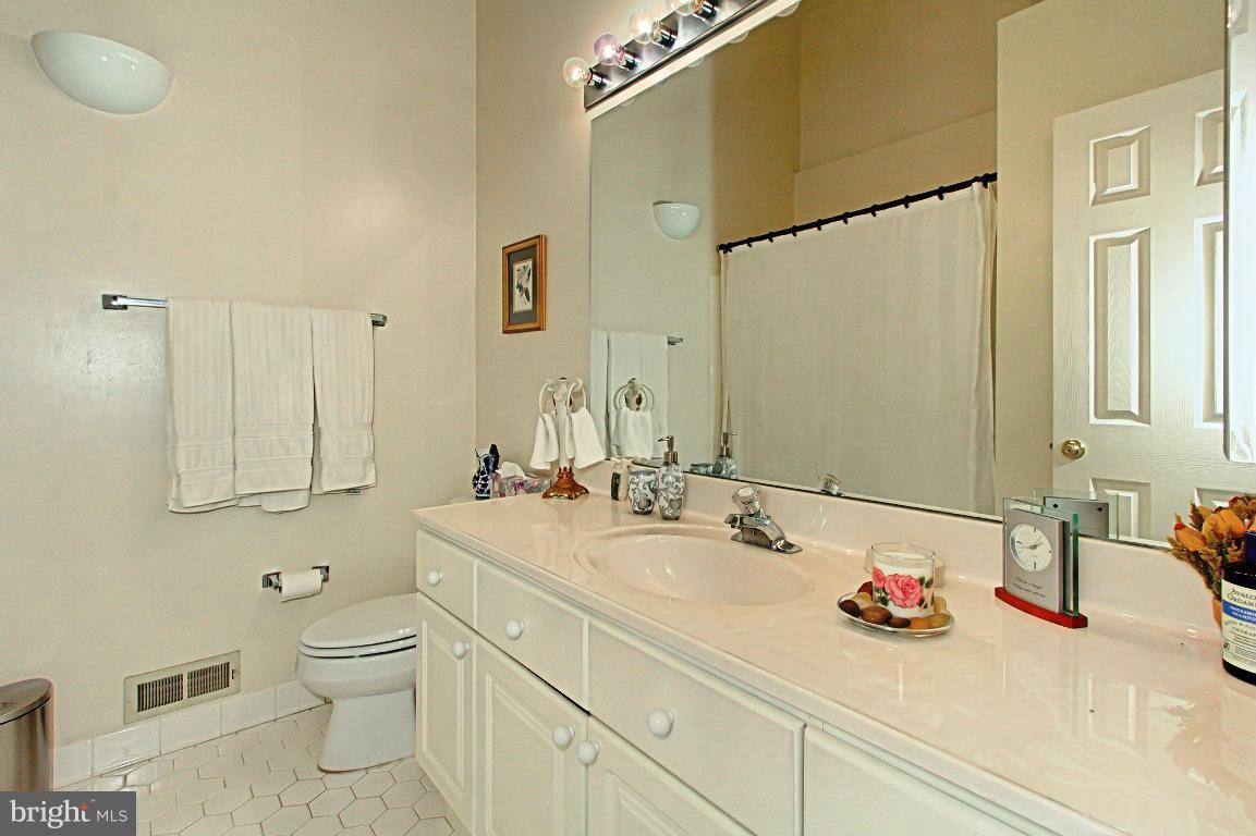 POTTERS GLEN - Residential