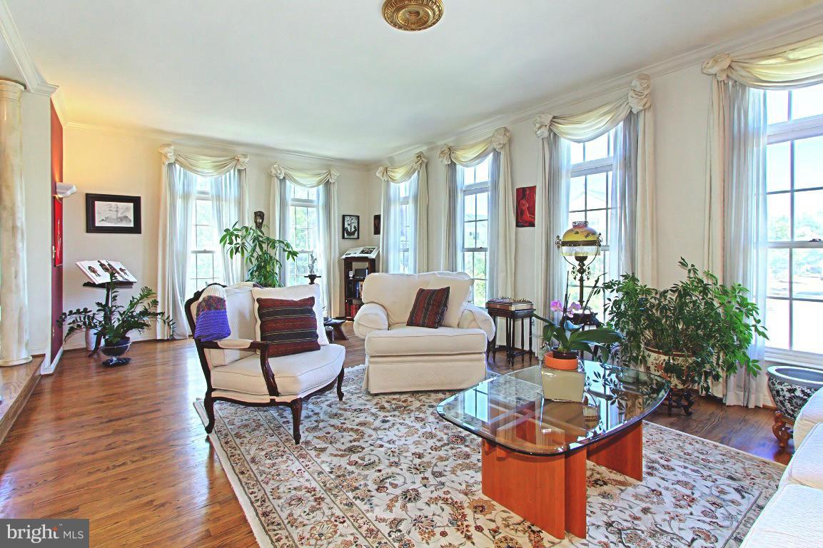 POTTERS GLEN - Residential