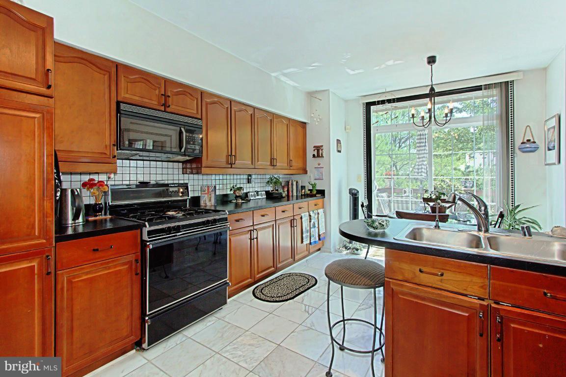 POTTERS GLEN - Residential