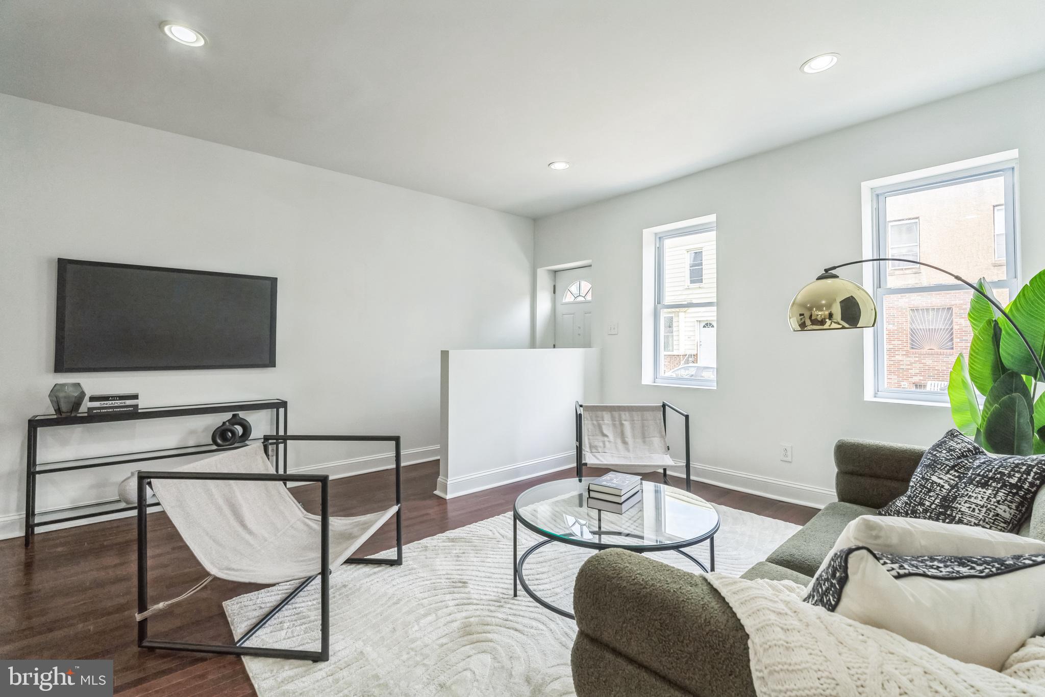 POINT BREEZE - Residential