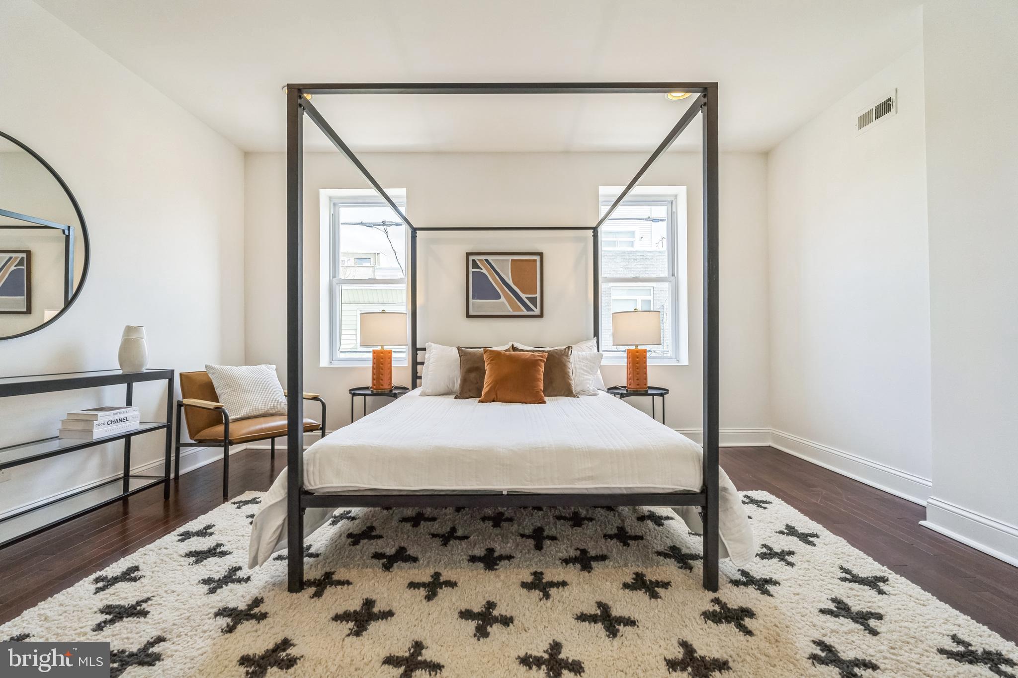 POINT BREEZE - Residential