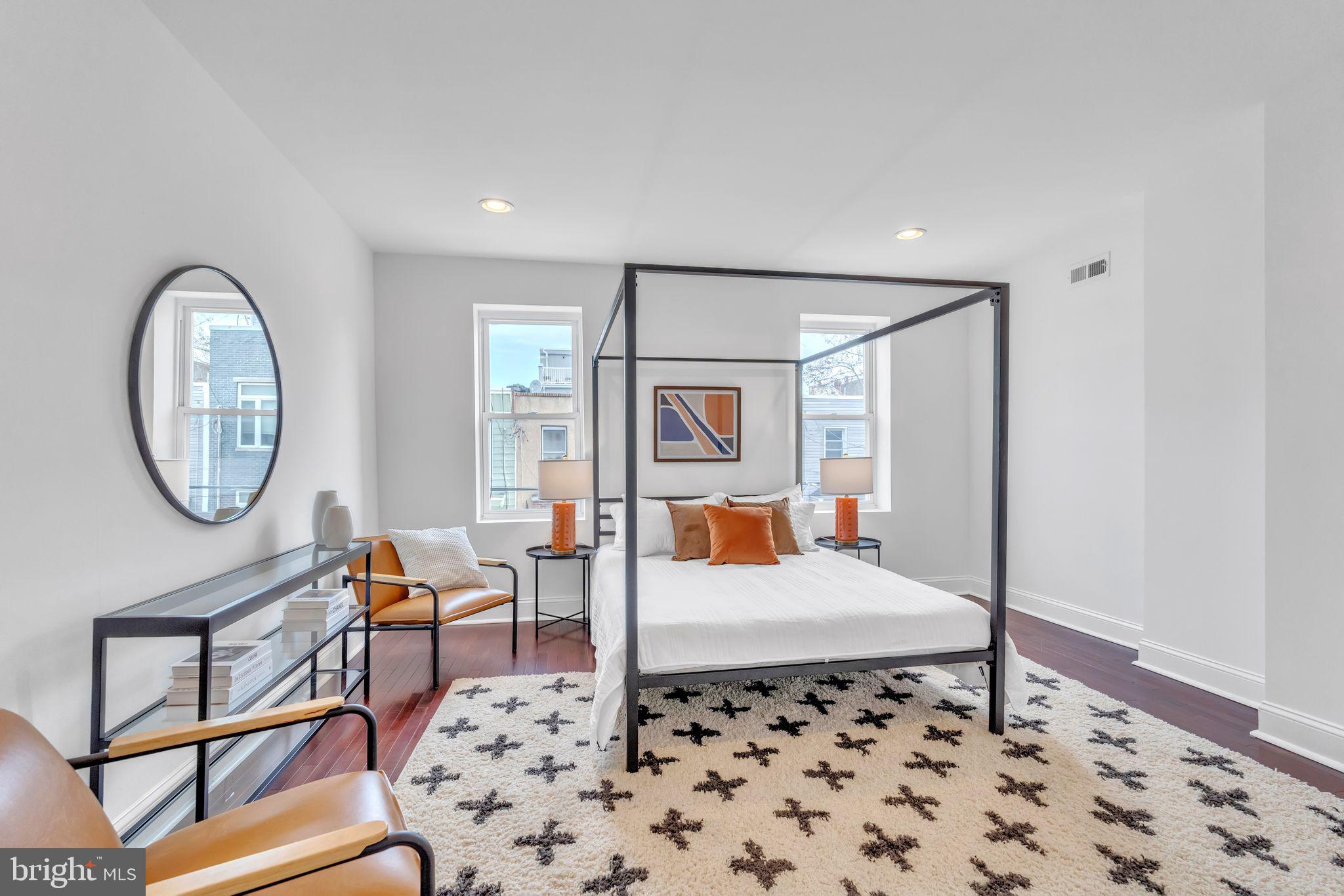 POINT BREEZE - Residential