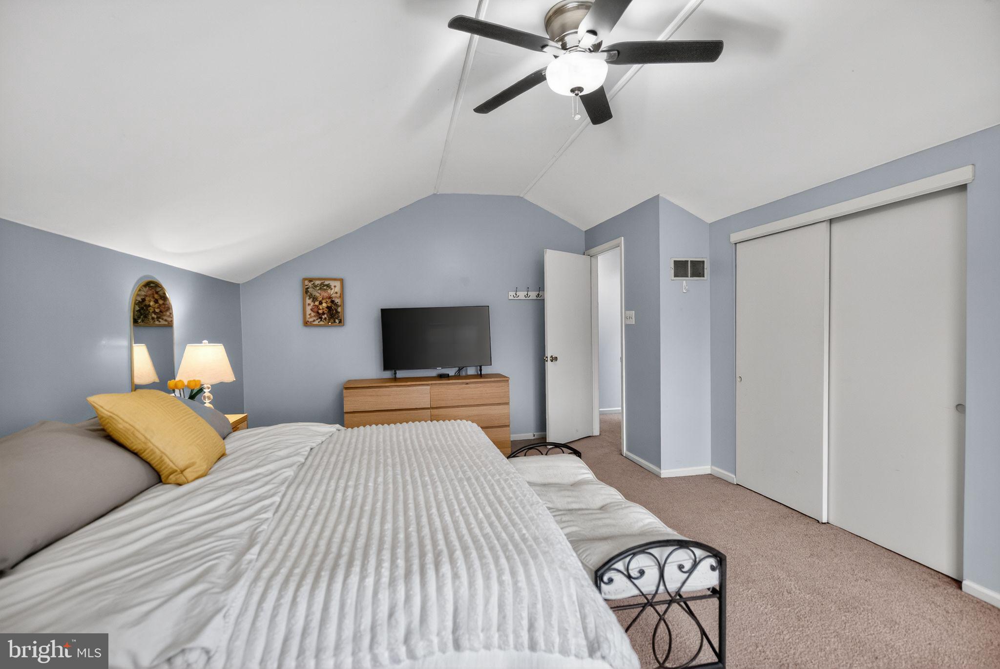 LINDENFIELD - Residential