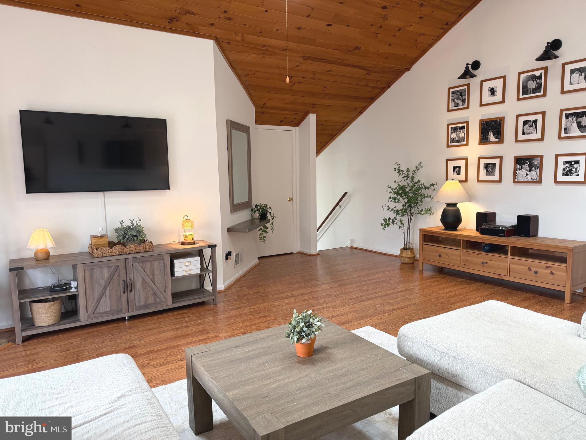 LINDENFIELD - Residential