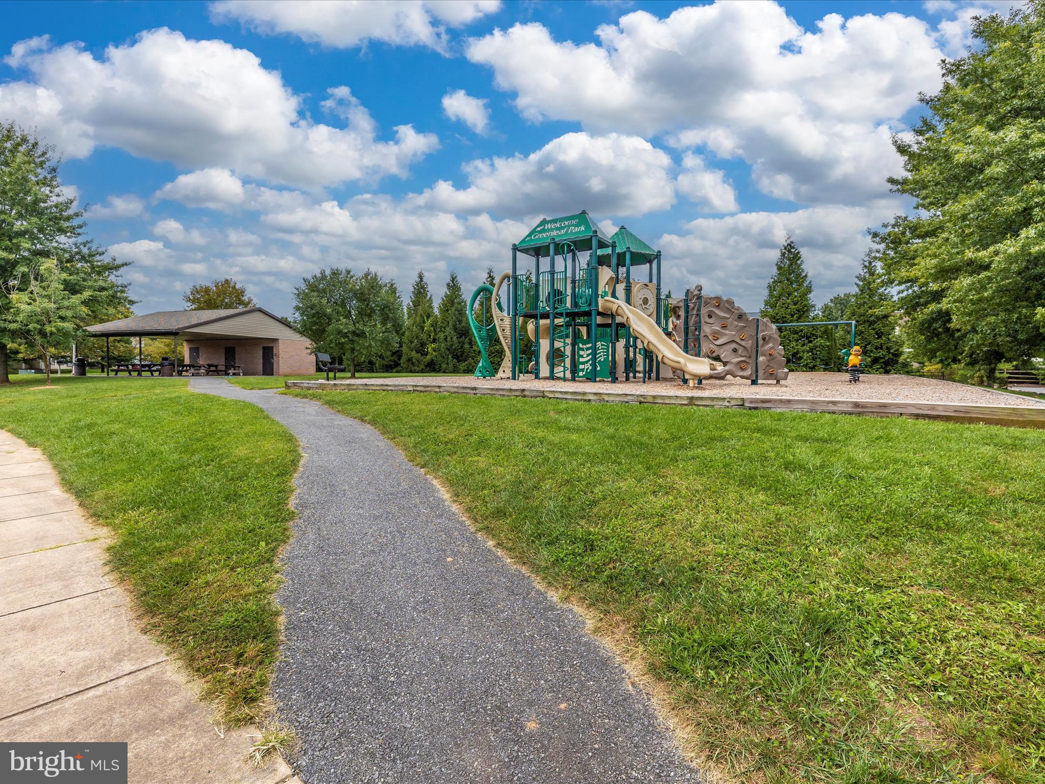 RIDGEVIEW - Residential