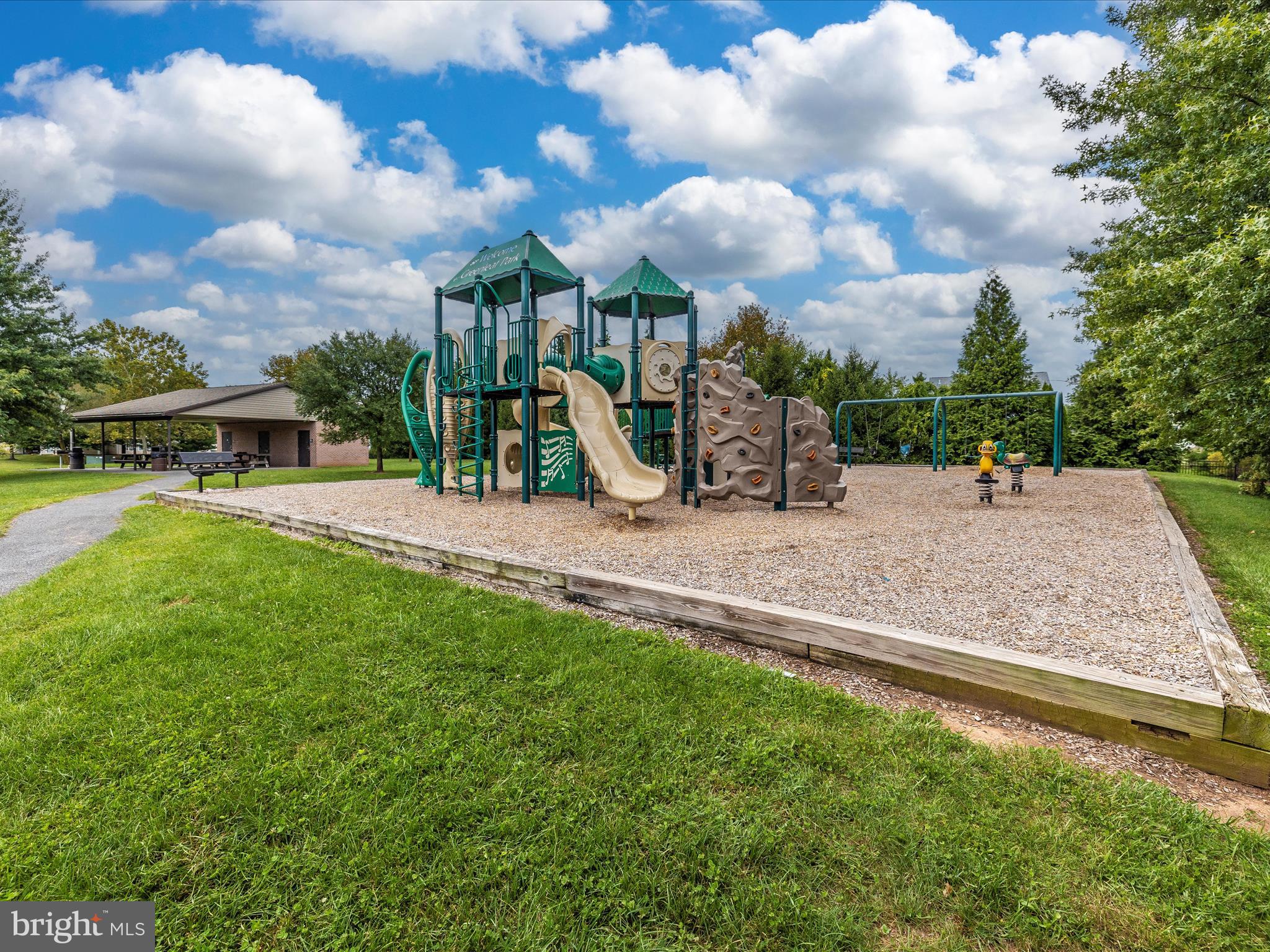 RIDGEVIEW - Residential