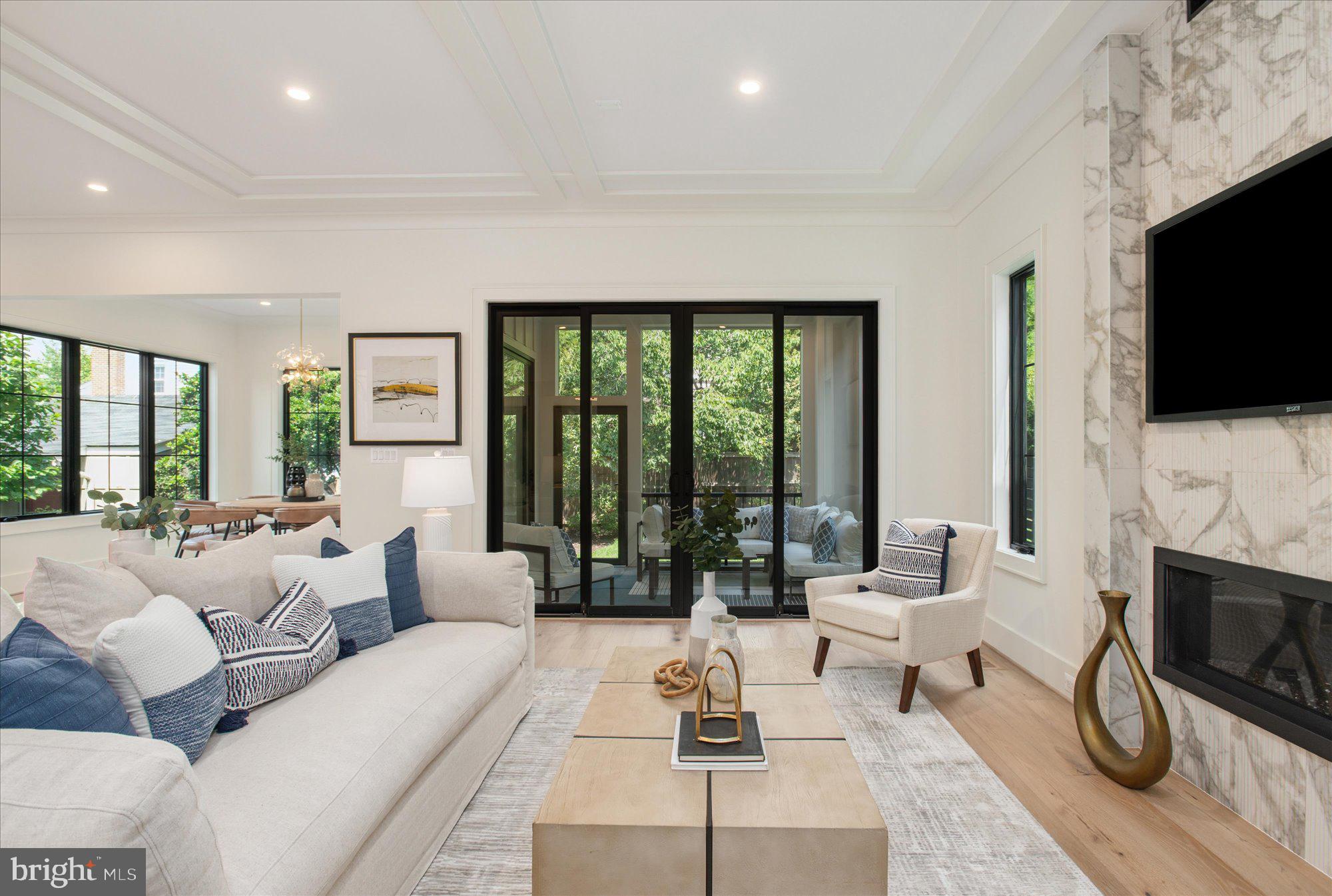 LYON PARK - Residential