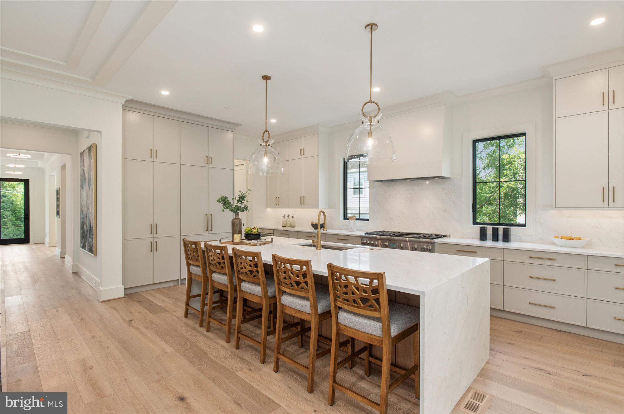 LYON PARK - Residential