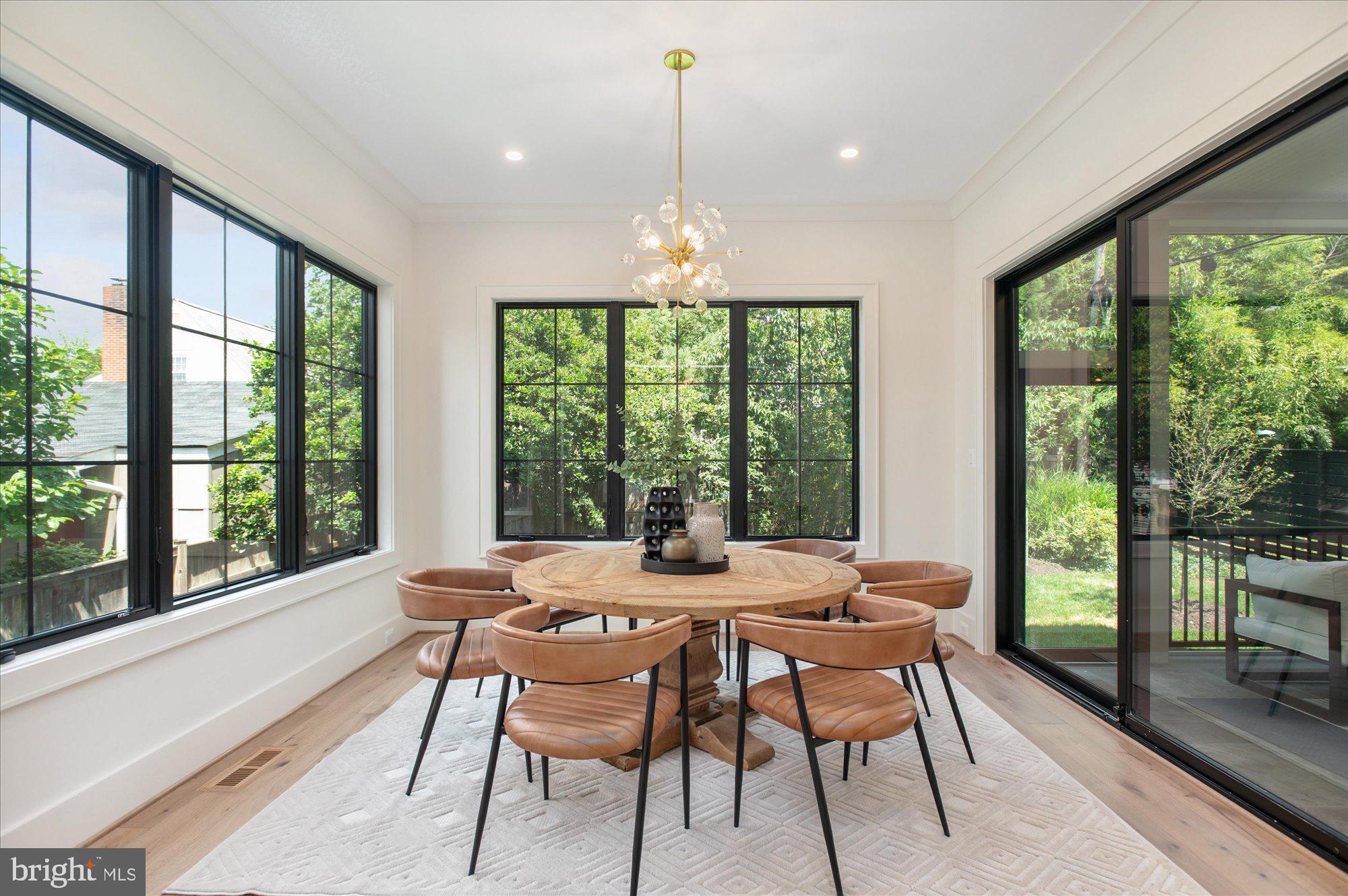 LYON PARK - Residential