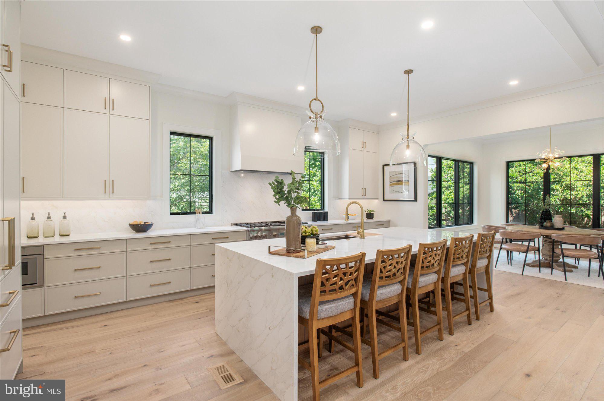 LYON PARK - Residential