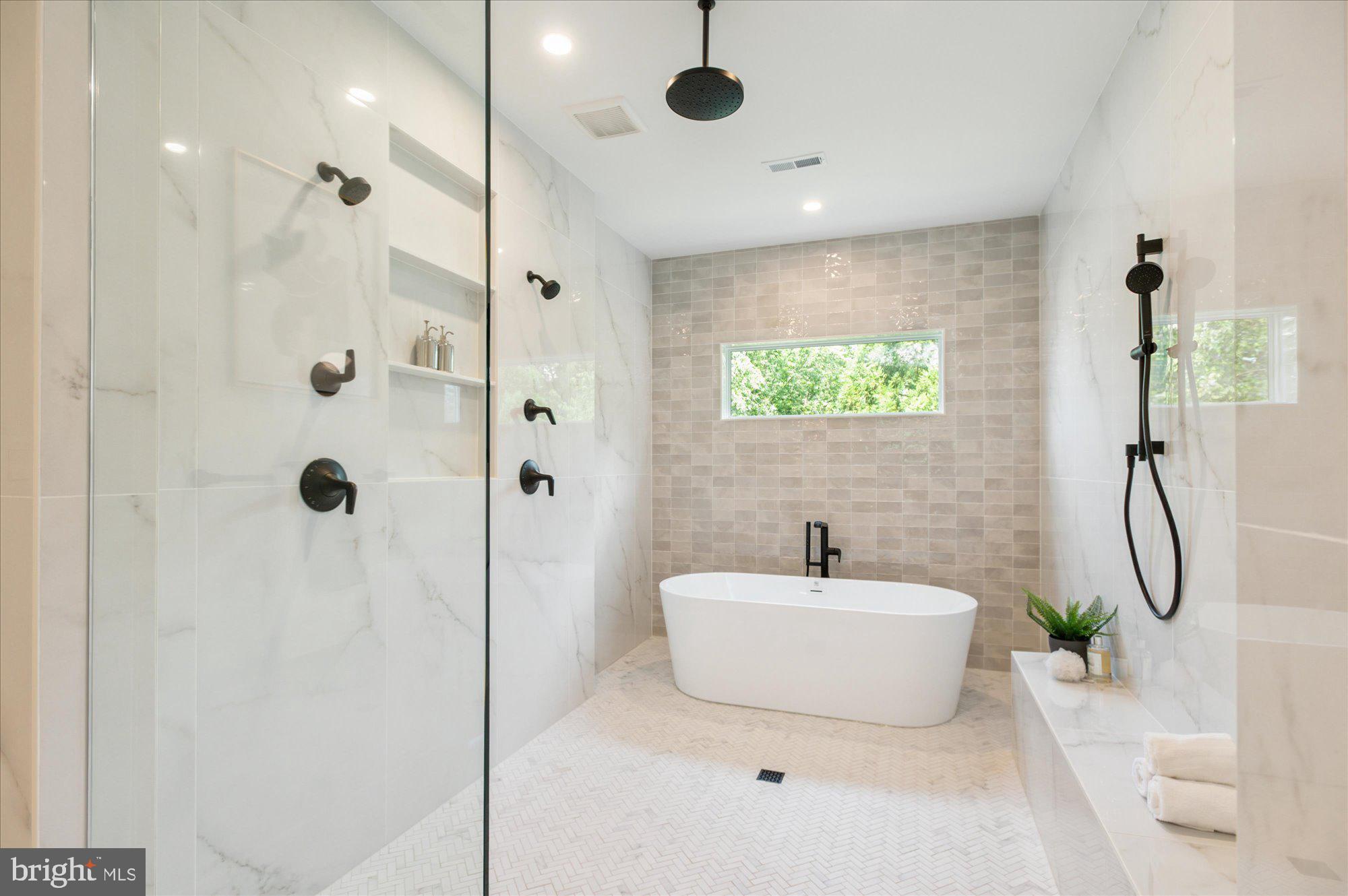 LYON PARK - Residential