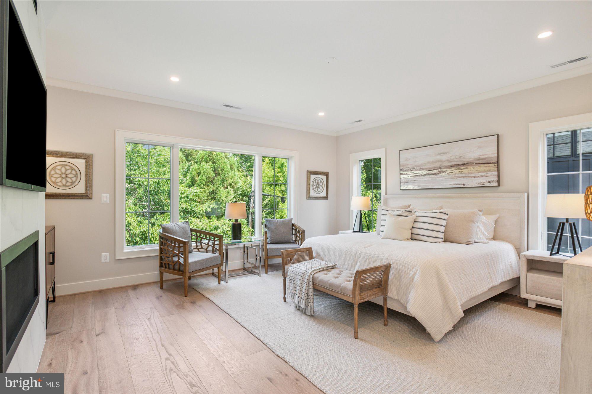 LYON PARK - Residential