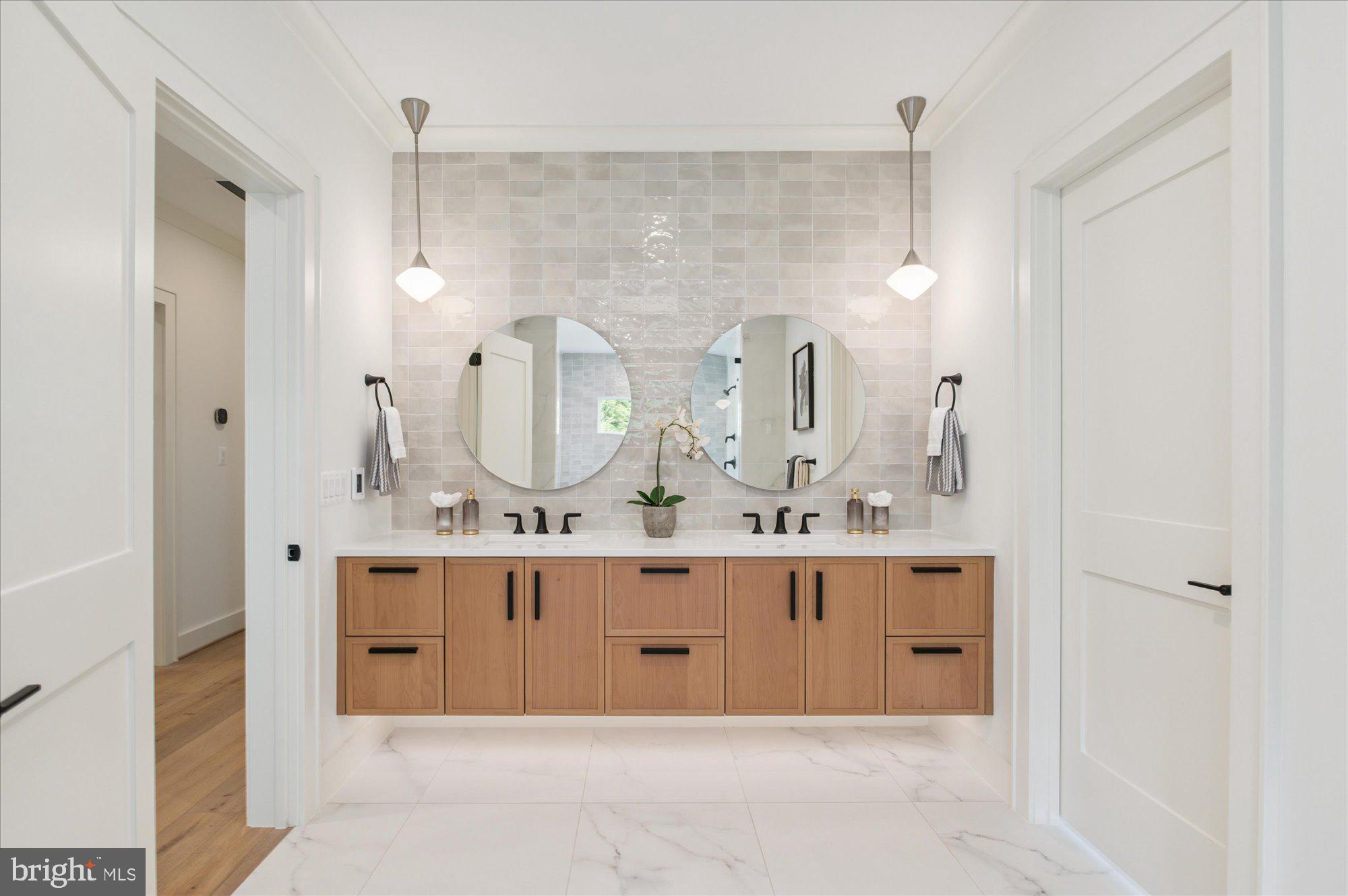 LYON PARK - Residential