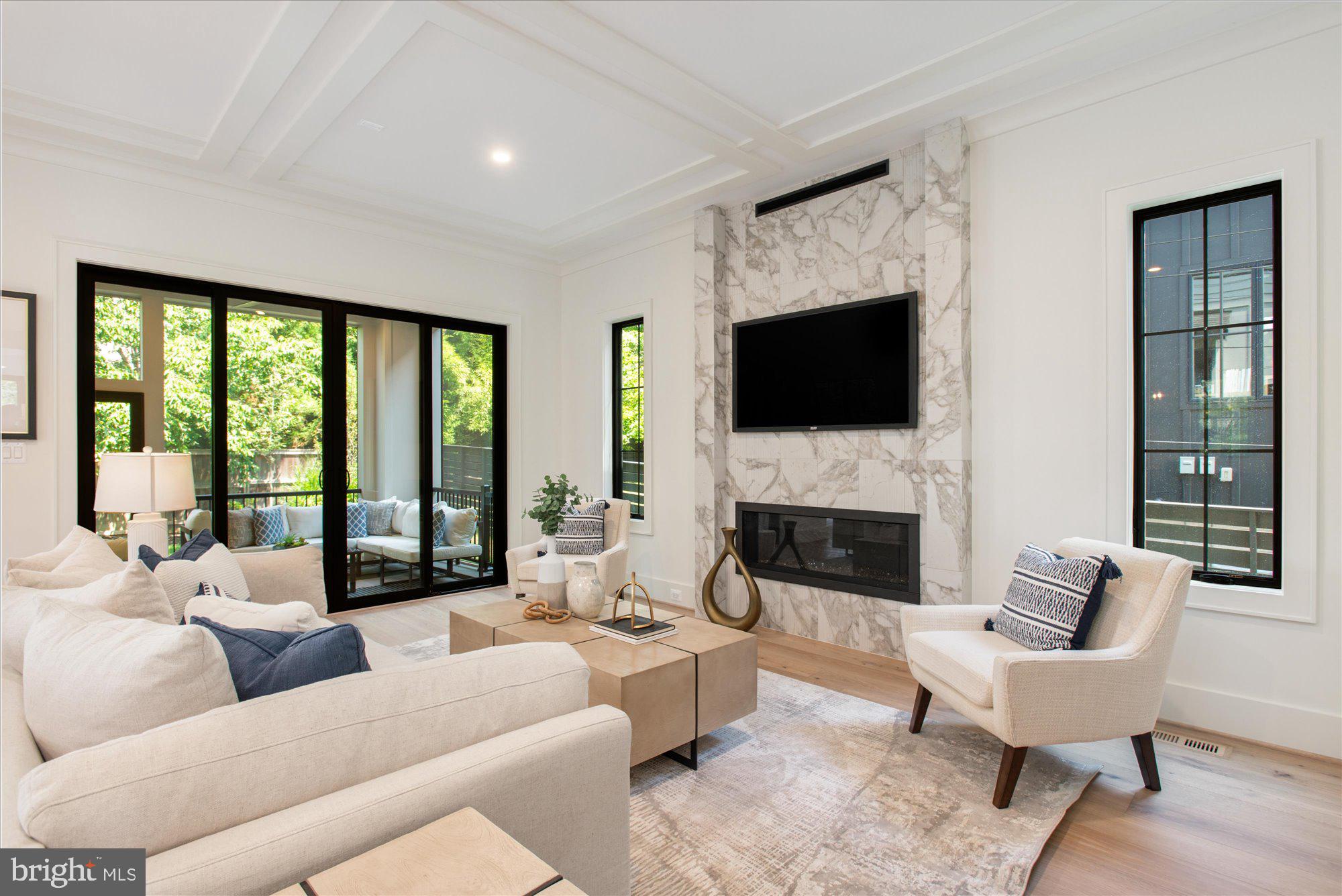 LYON PARK - Residential