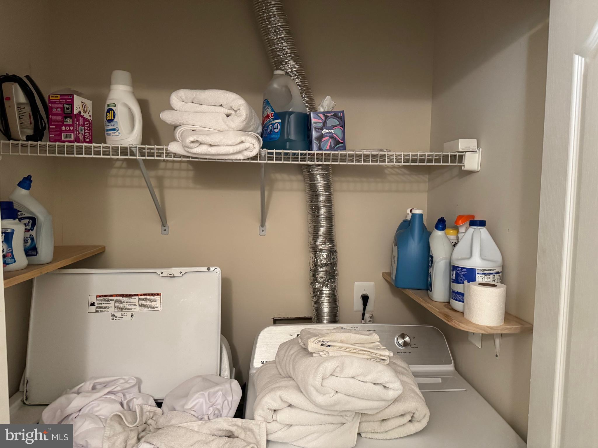 OYSTER BAY CONDOMINIUMS - Residential Lease