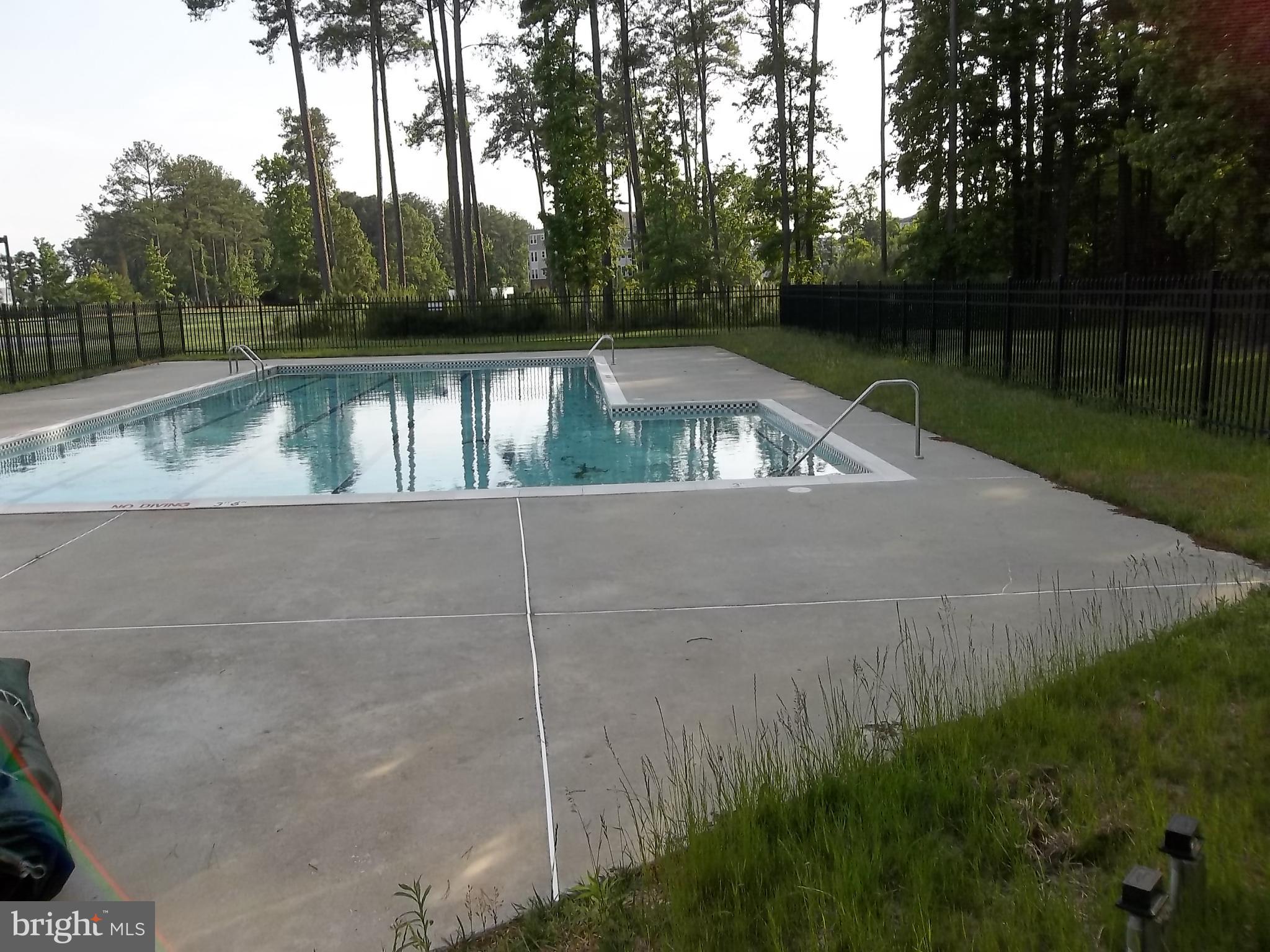 OYSTER BAY CONDOMINIUMS - Residential Lease