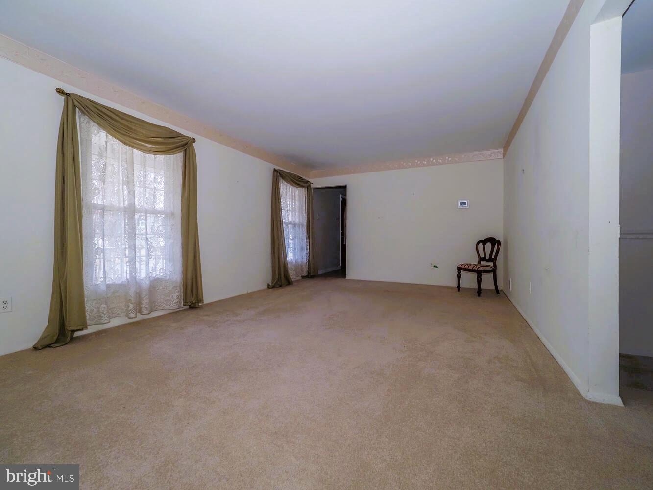 THE PROVINCES - Residential