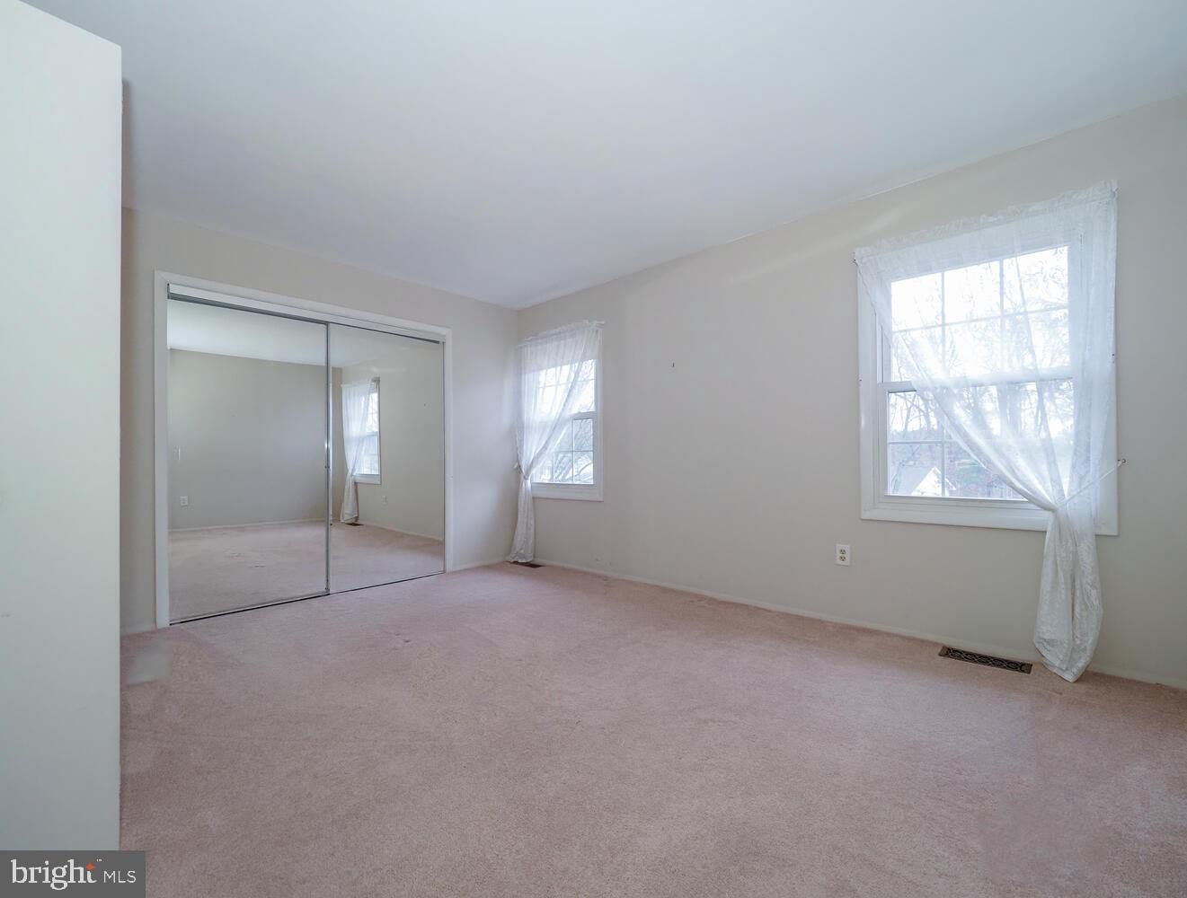 THE PROVINCES - Residential