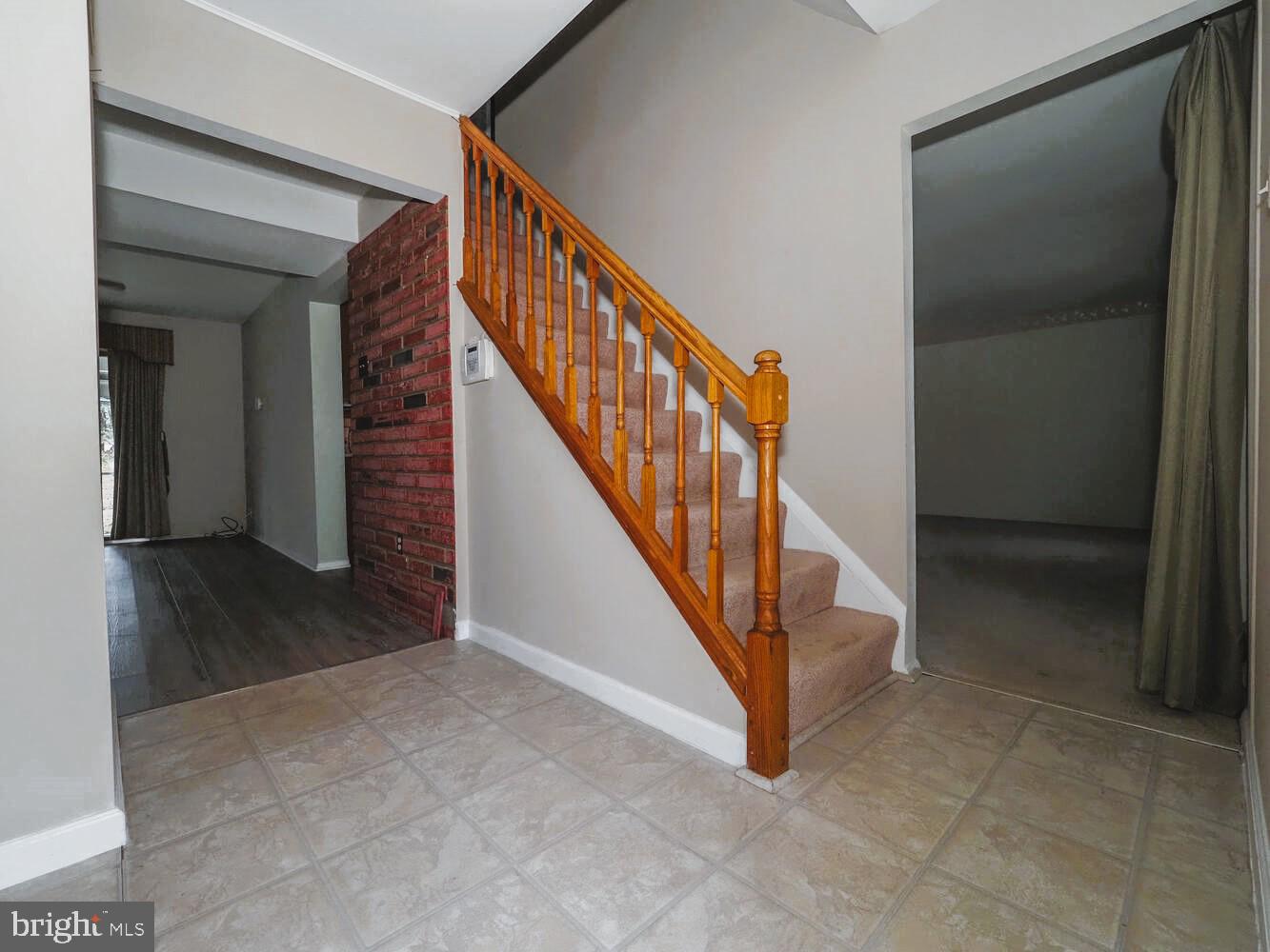 THE PROVINCES - Residential