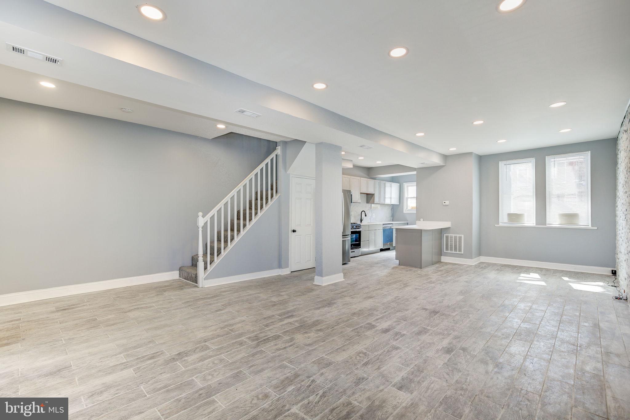 ROSEMONT - Residential