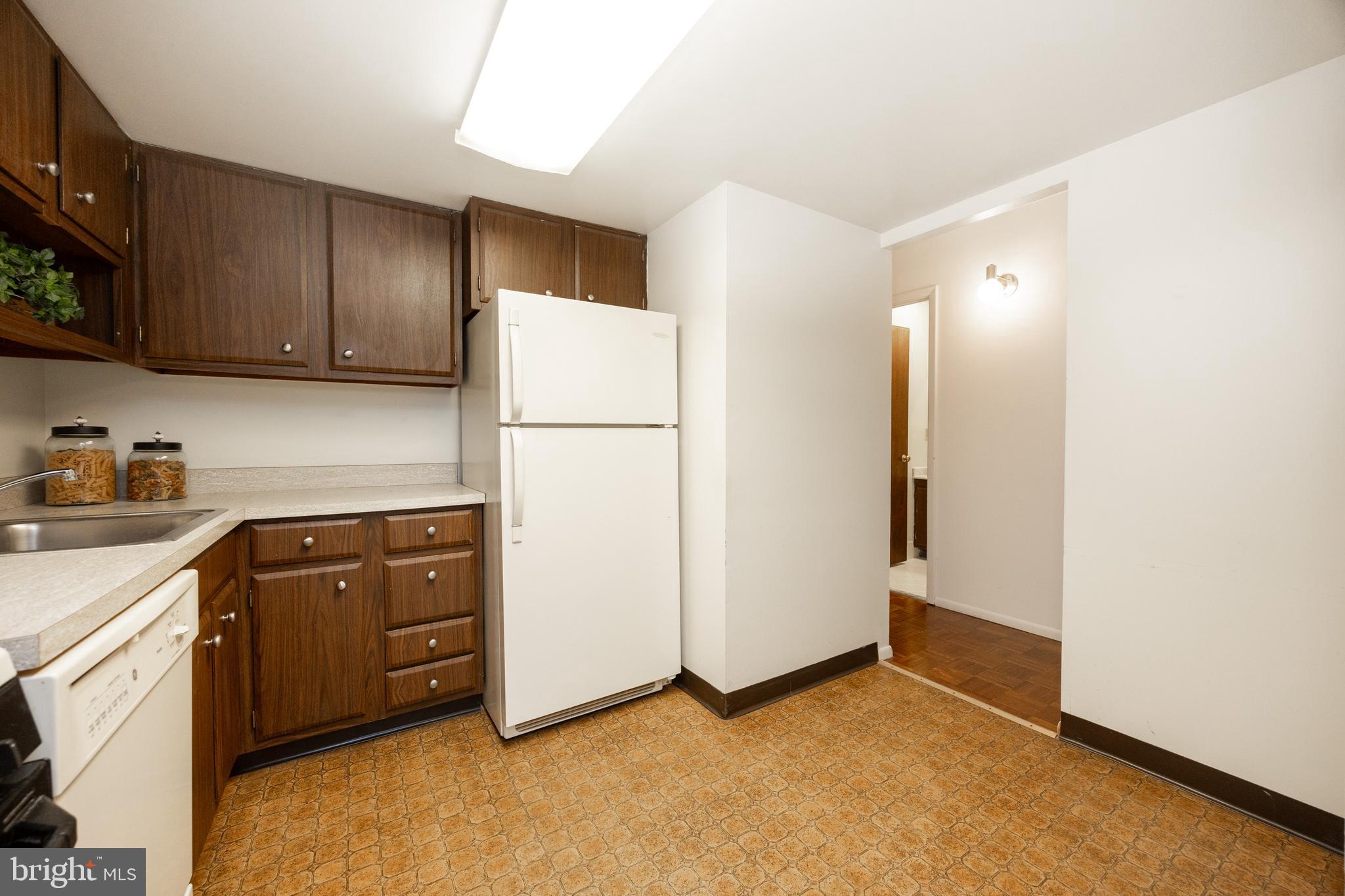 OLD FORGE CROSSING - Residential