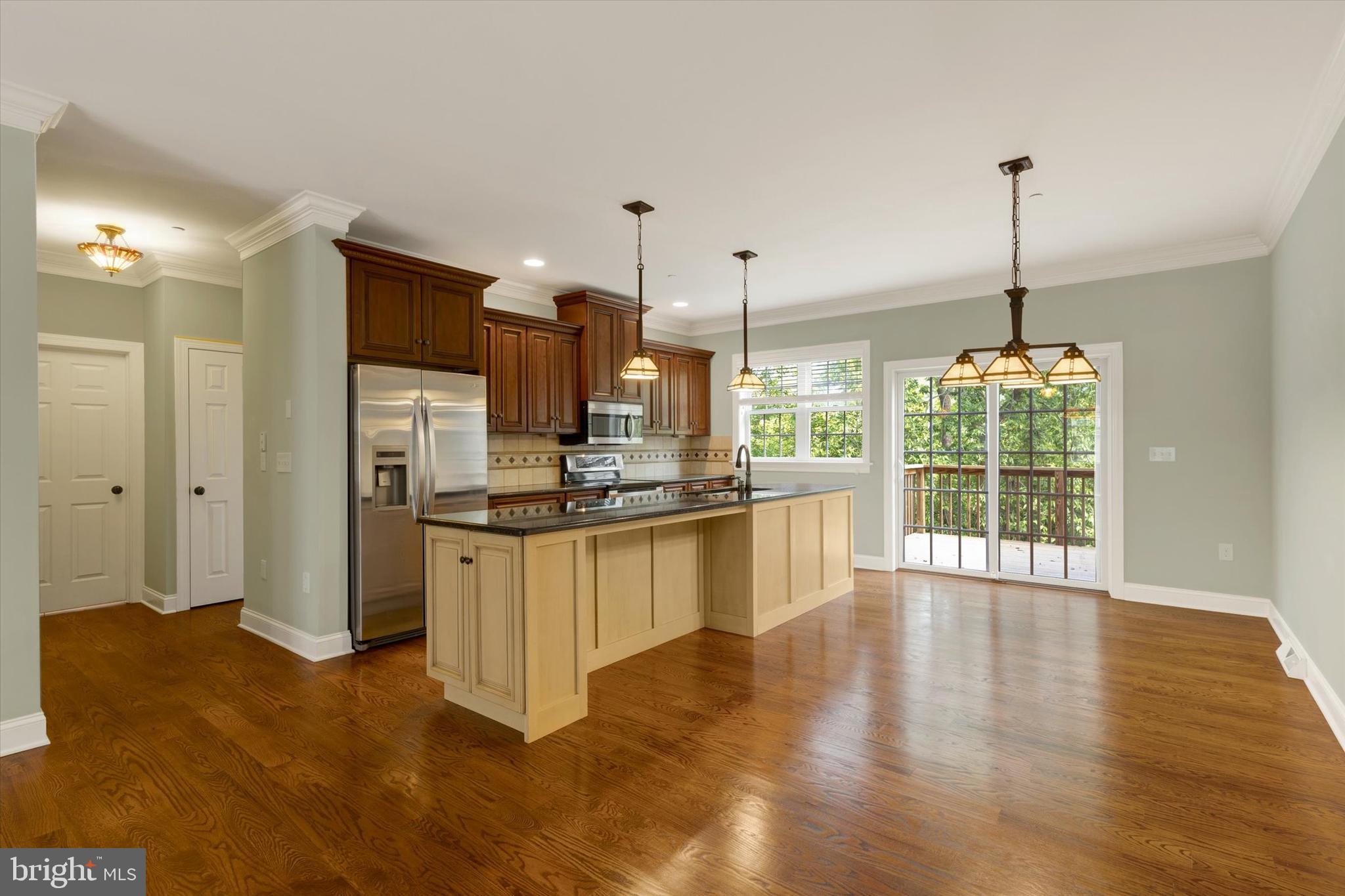 LANDON WAY - Residential