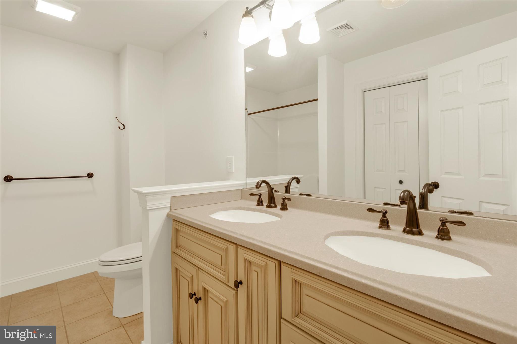 LANDON WAY - Residential