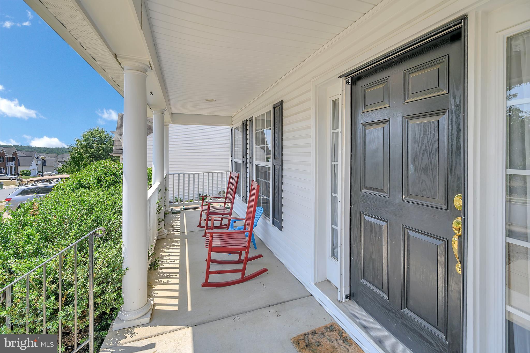 LEE'S CROSSING - Residential