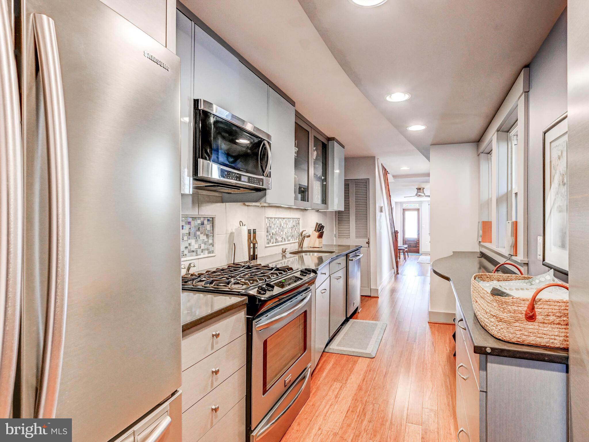 UPPER FELLS POINT - Residential