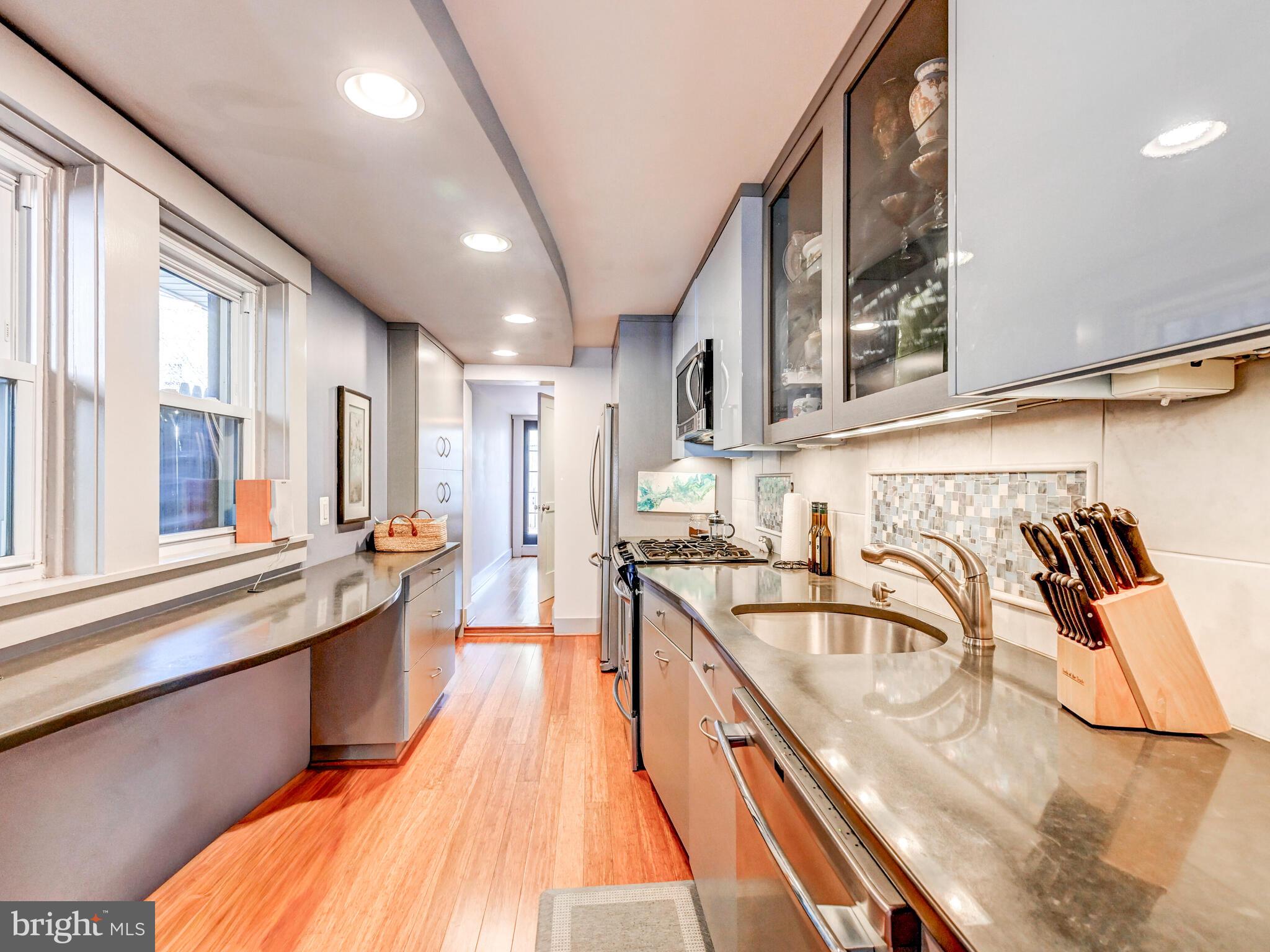 UPPER FELLS POINT - Residential